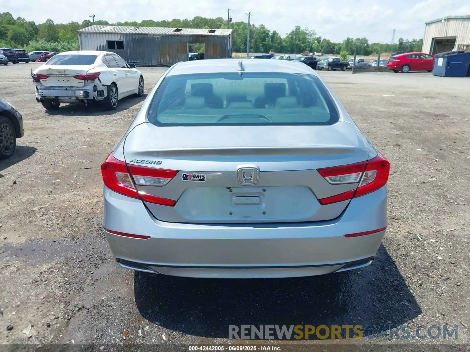 16 Photograph of a damaged car 1HGCV1F10LA054547 HONDA ACCORD 2020