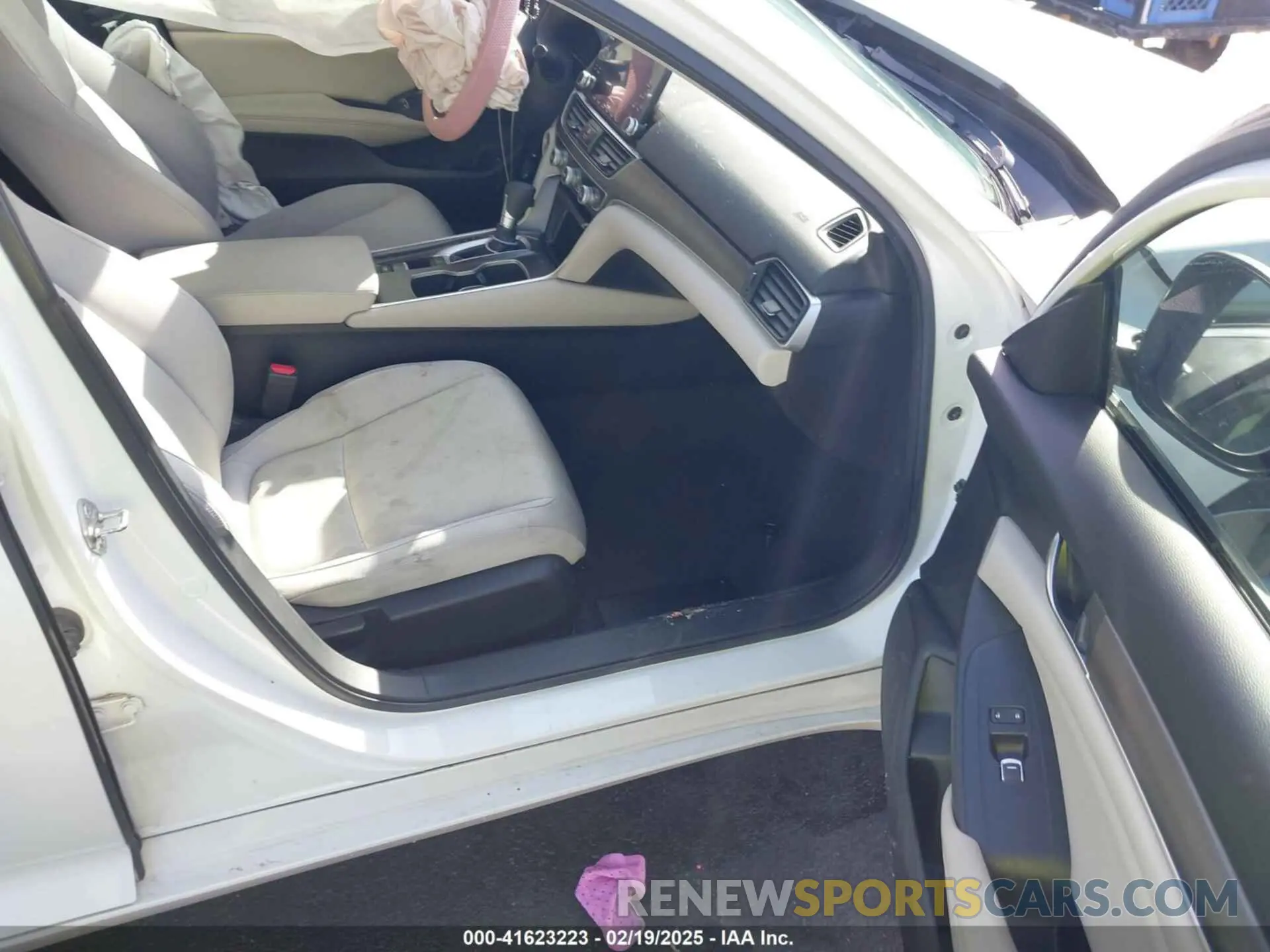 5 Photograph of a damaged car 1HGCV1F11LA078596 HONDA ACCORD 2020
