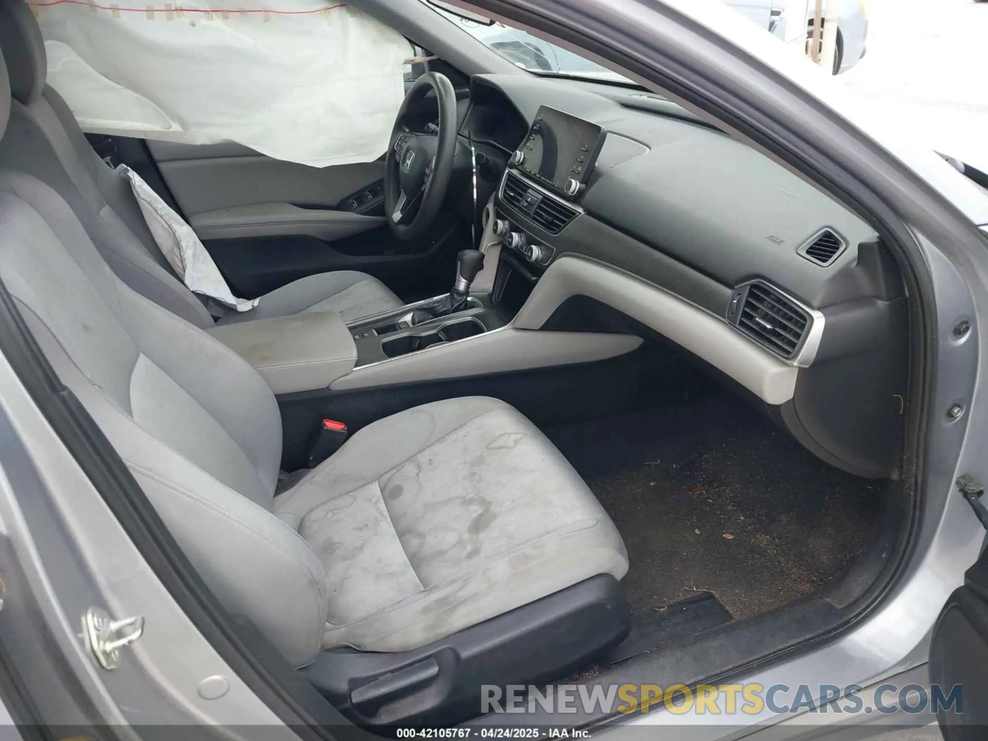 5 Photograph of a damaged car 1HGCV1F11LA085855 HONDA ACCORD 2020