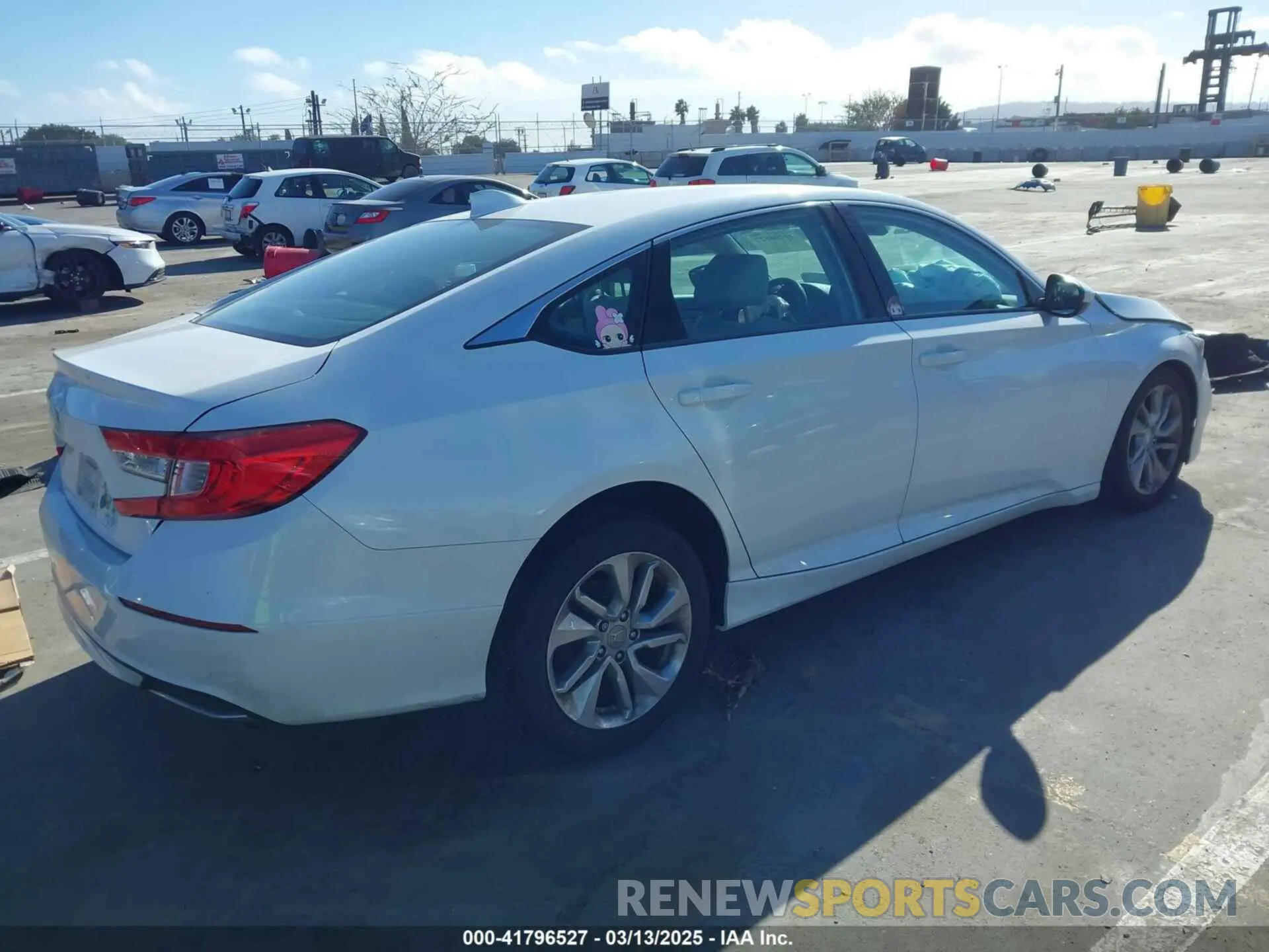 4 Фотография поврежденного автомобиля 1HGCV1F12LA097898 HONDA ACCORD 2020