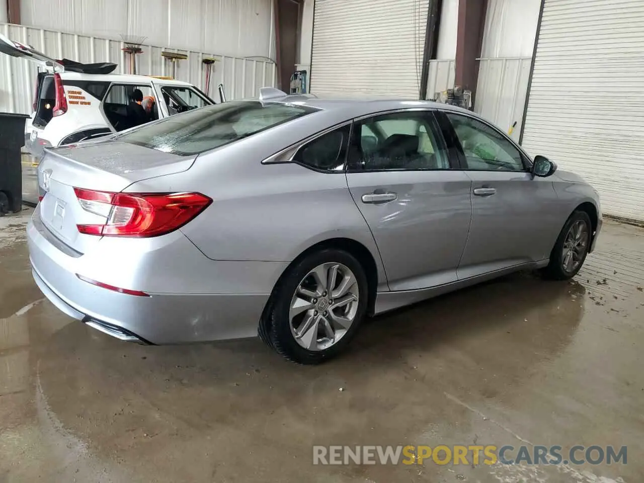 3 Фотография поврежденного автомобиля 1HGCV1F12LA106955 HONDA ACCORD 2020