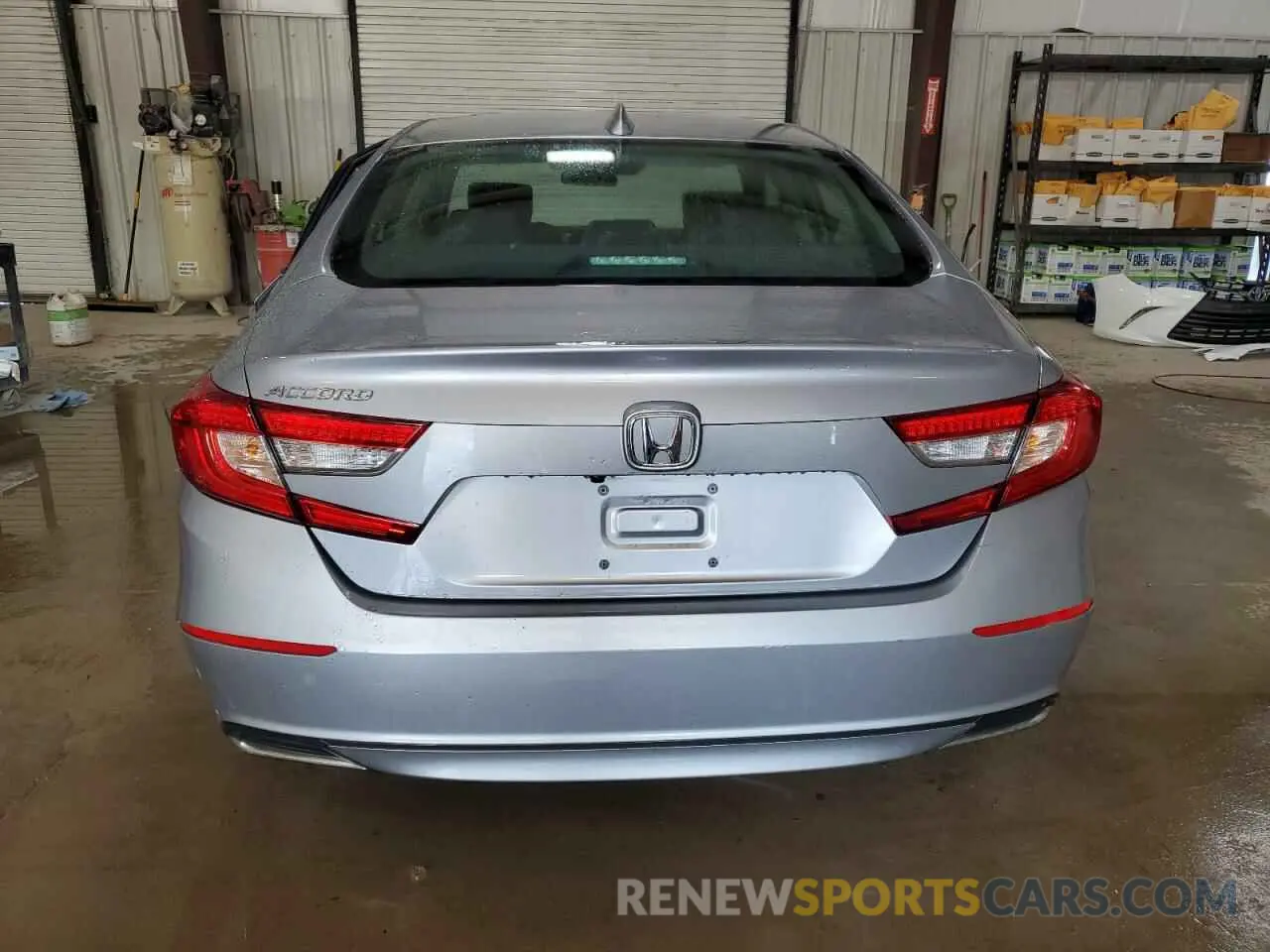 6 Фотография поврежденного автомобиля 1HGCV1F12LA106955 HONDA ACCORD 2020