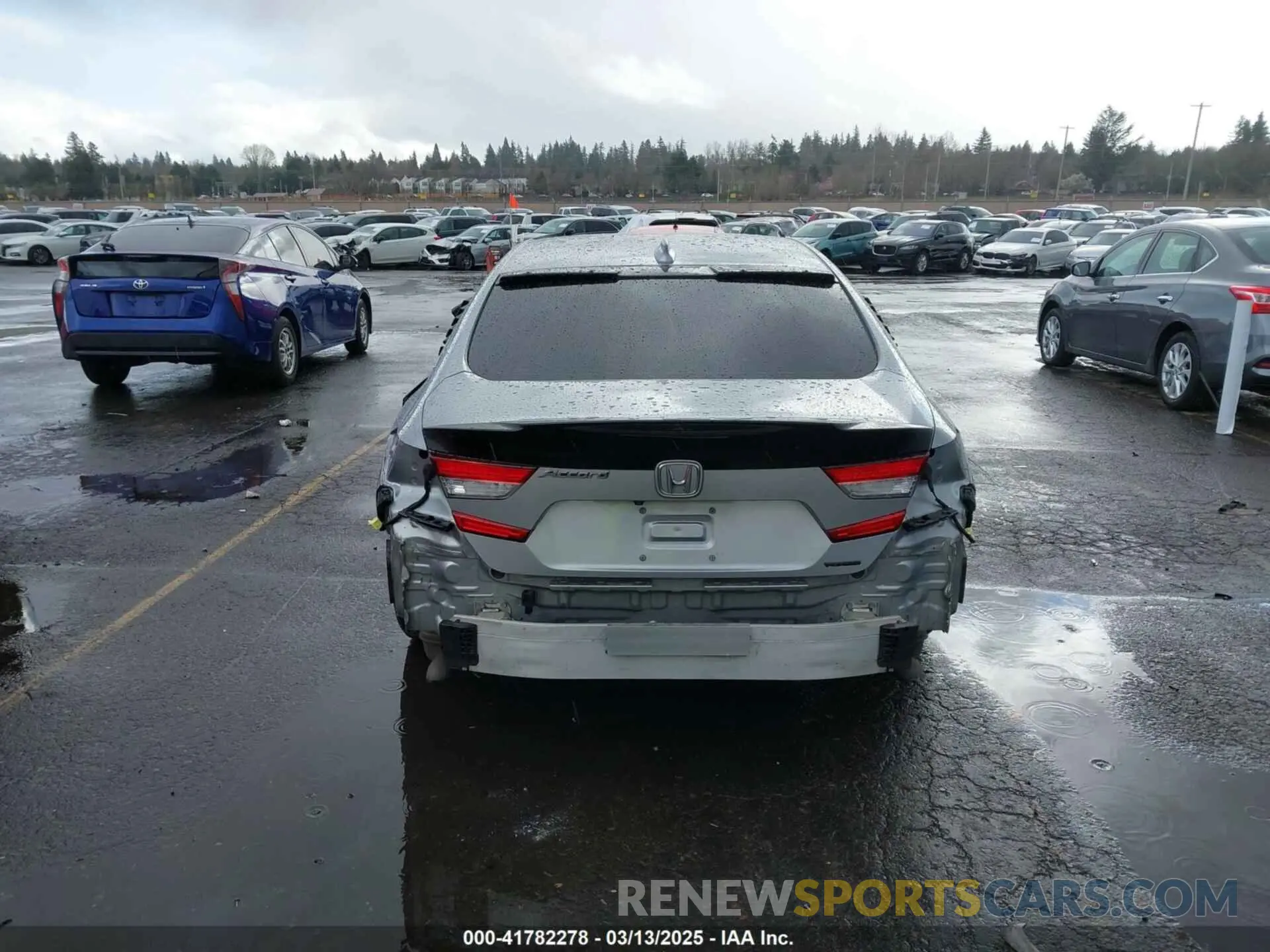 16 Photograph of a damaged car 1HGCV1F13LA027665 HONDA ACCORD 2020