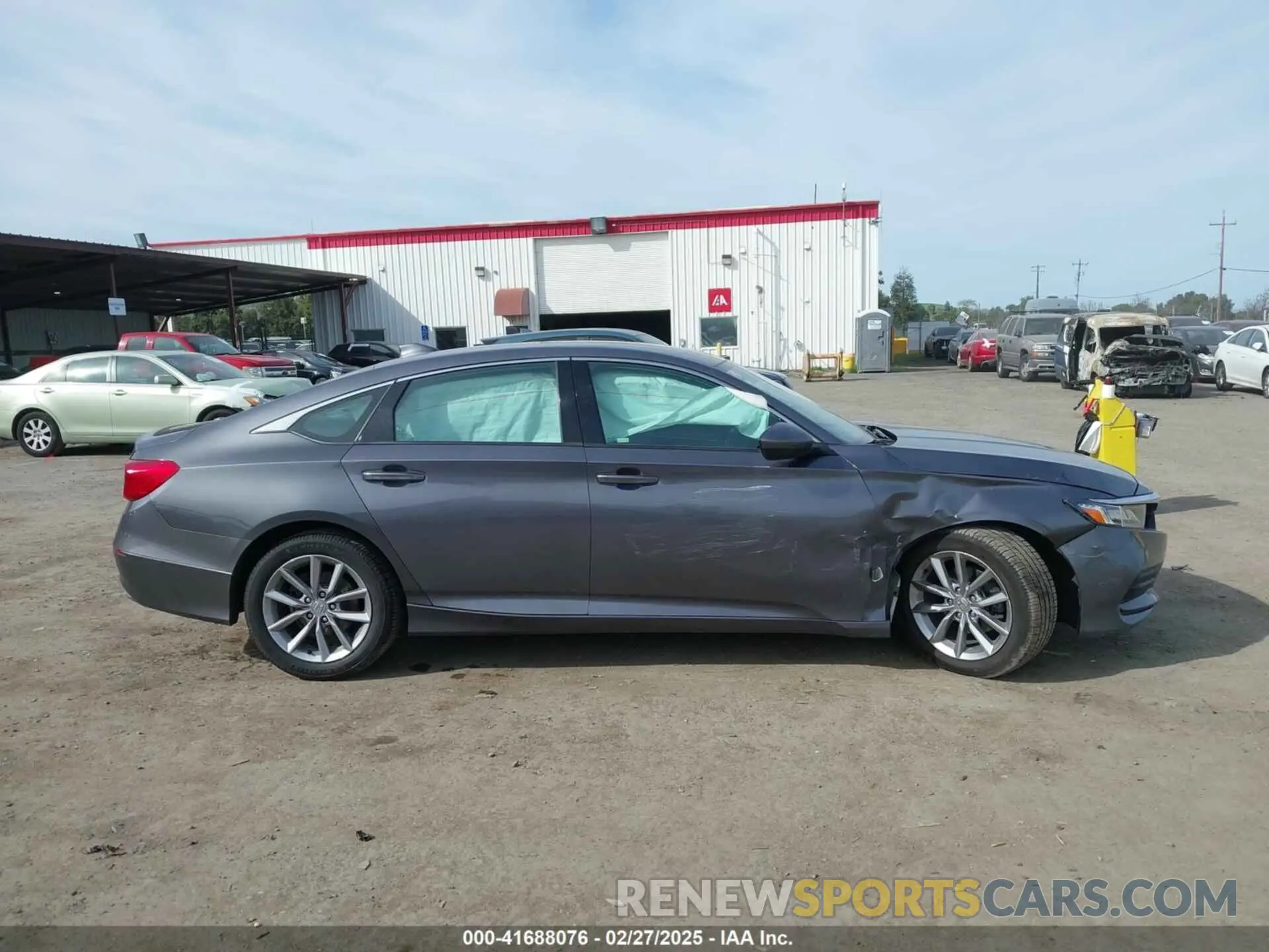 13 Фотография поврежденного автомобиля 1HGCV1F13LA064117 HONDA ACCORD 2020