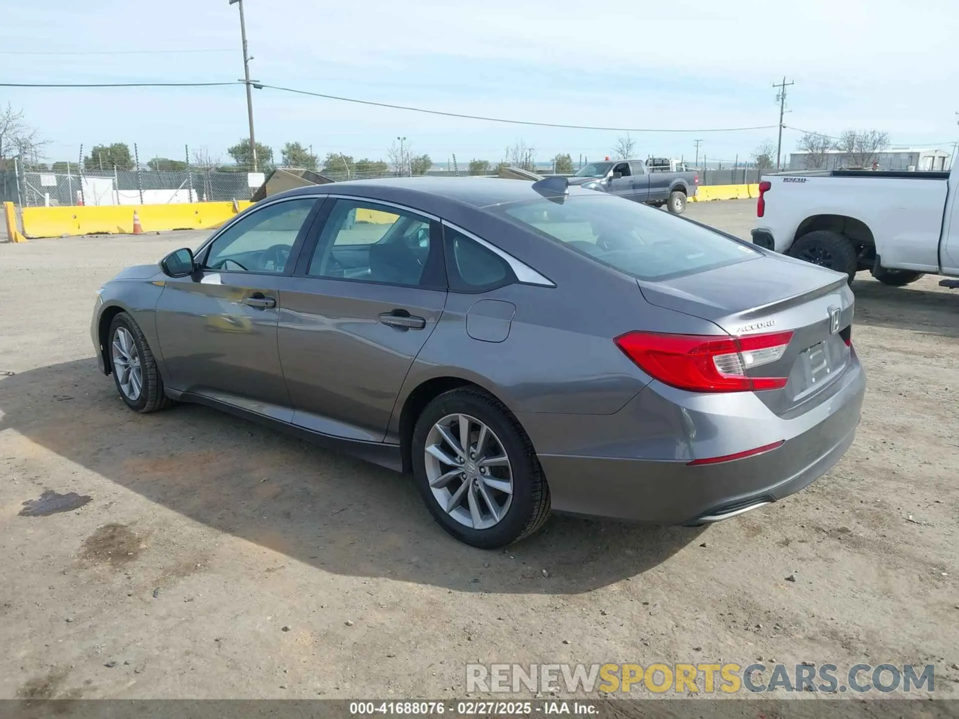 3 Фотография поврежденного автомобиля 1HGCV1F13LA064117 HONDA ACCORD 2020