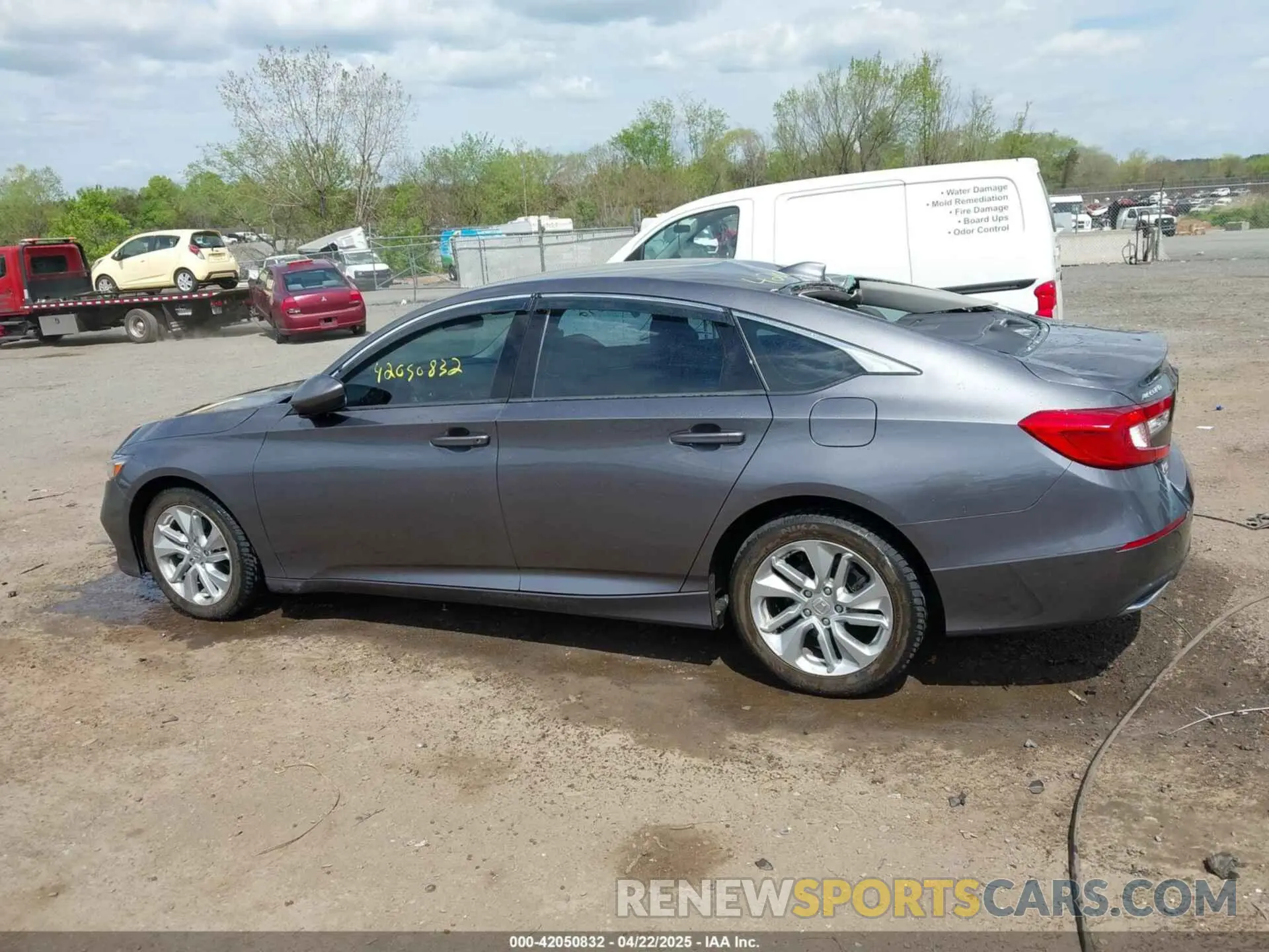 14 Photograph of a damaged car 1HGCV1F13LA108570 HONDA ACCORD 2020
