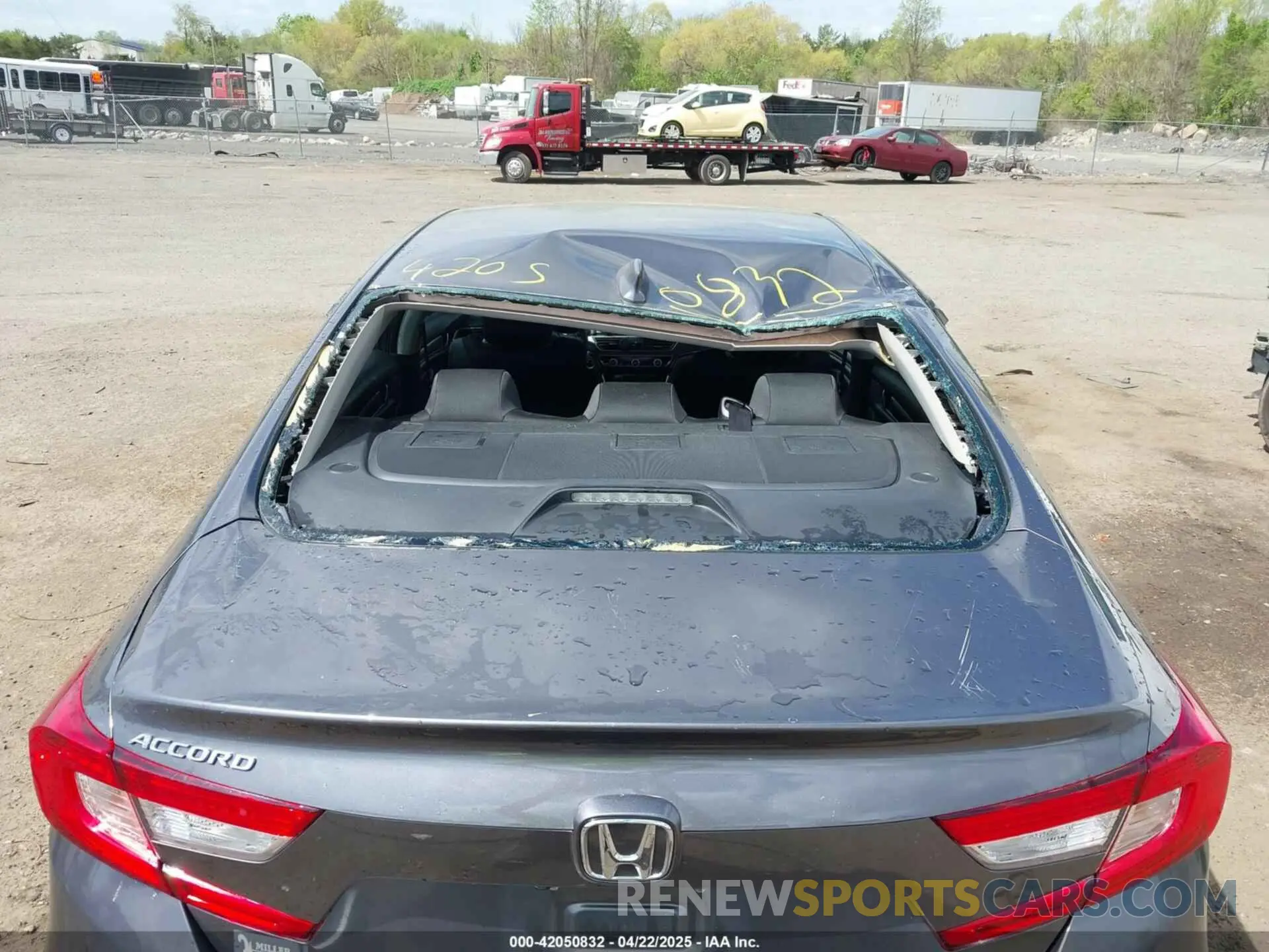 6 Photograph of a damaged car 1HGCV1F13LA108570 HONDA ACCORD 2020
