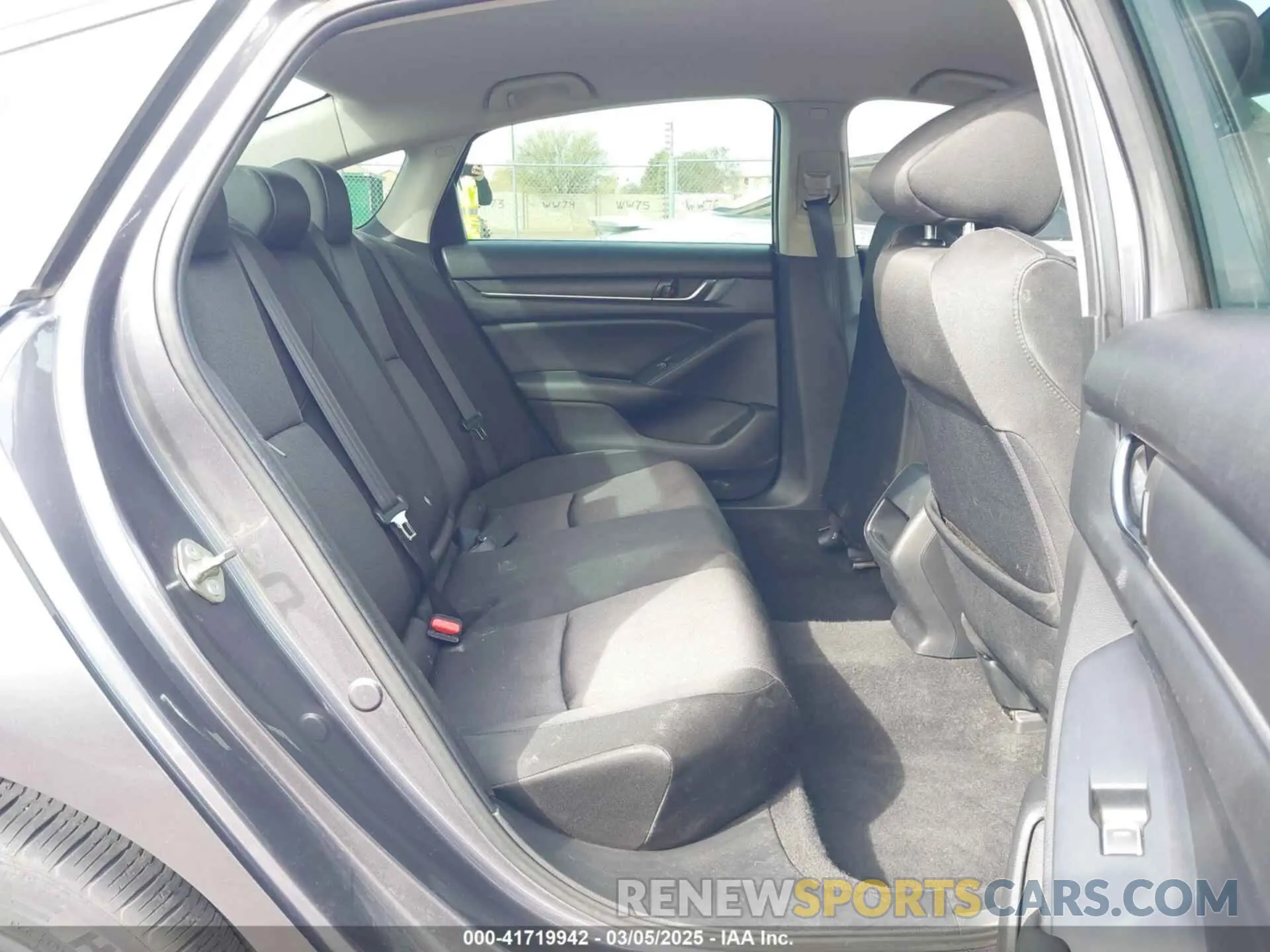 8 Photograph of a damaged car 1HGCV1F15LA025030 HONDA ACCORD 2020