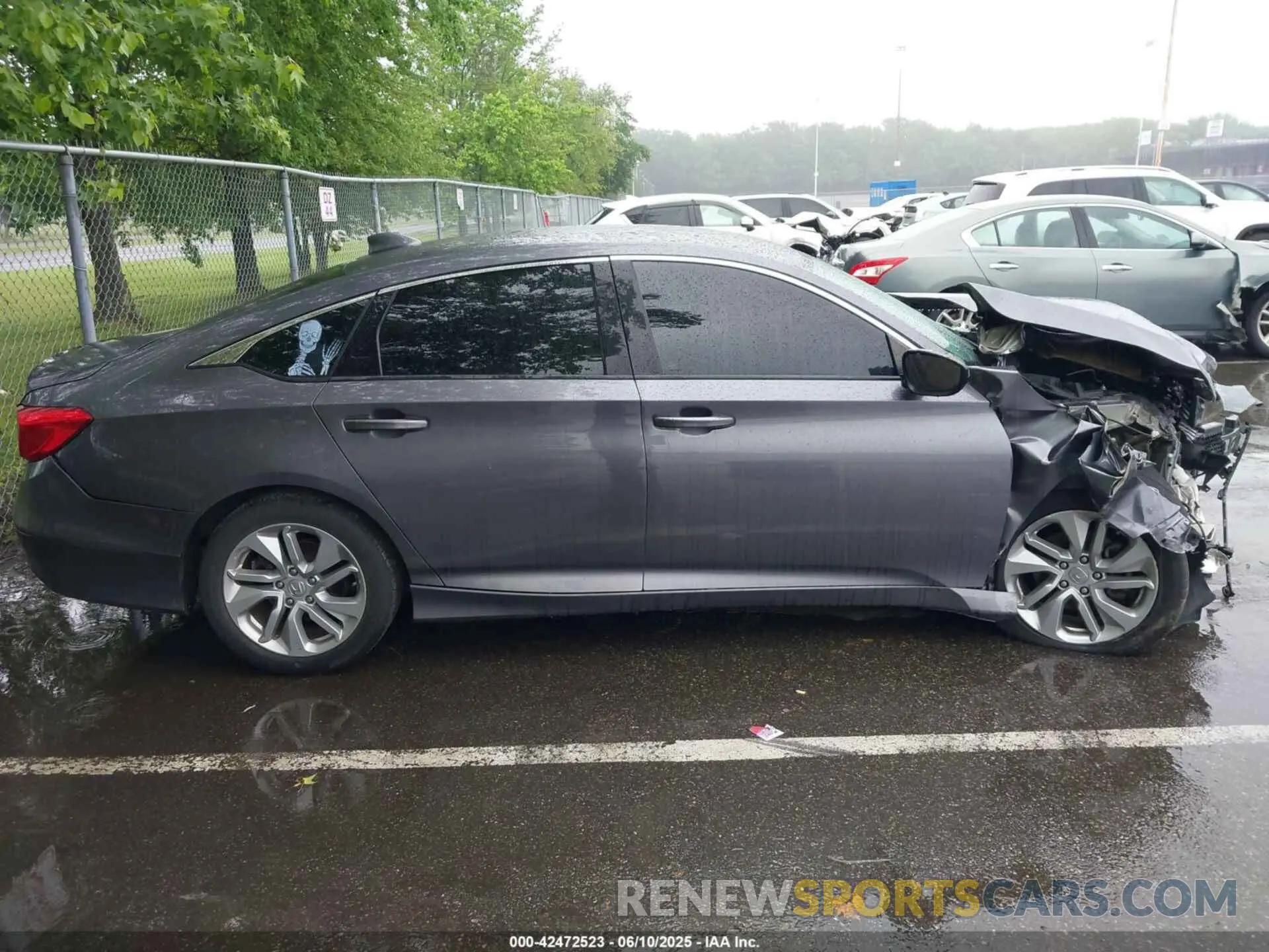 13 Фотография поврежденного автомобиля 1HGCV1F15LA125936 HONDA ACCORD 2020