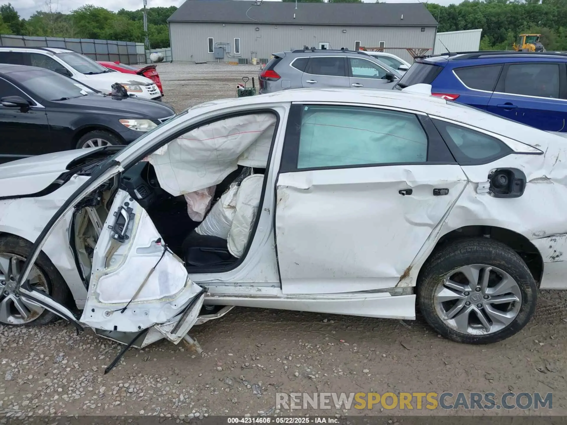 15 Photograph of a damaged car 1HGCV1F16LA006731 HONDA ACCORD 2020