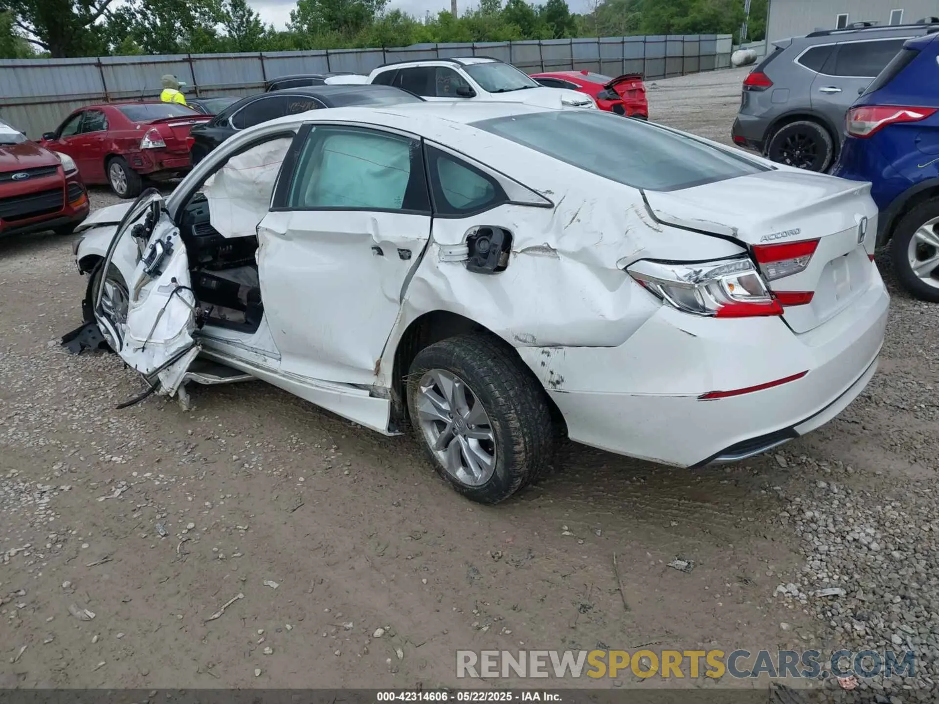 3 Photograph of a damaged car 1HGCV1F16LA006731 HONDA ACCORD 2020