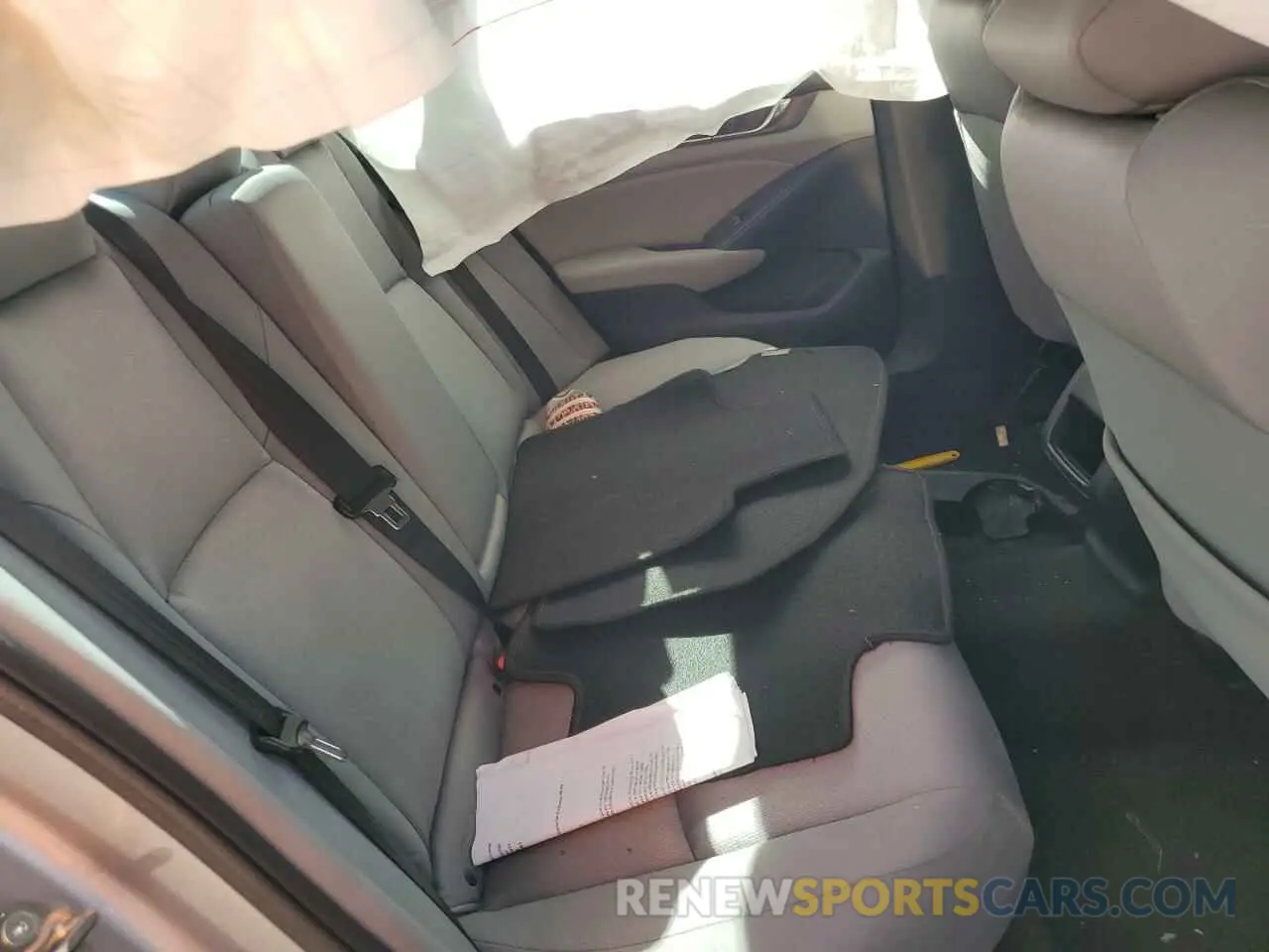 10 Photograph of a damaged car 1HGCV1F16LA104898 HONDA ACCORD 2020