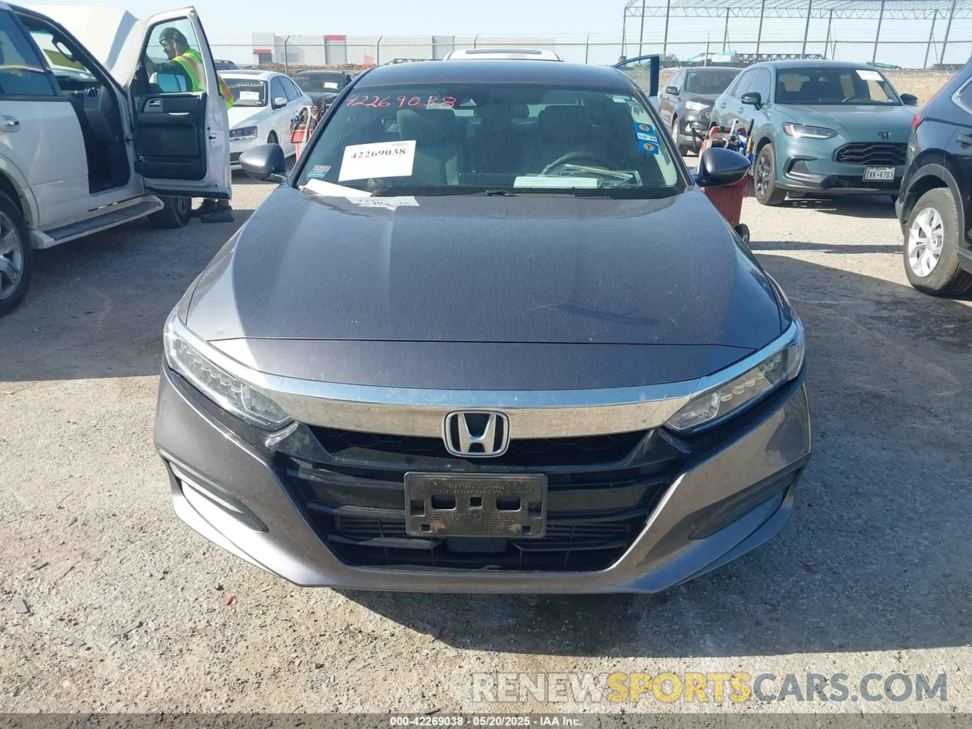12 Фотография поврежденного автомобиля 1HGCV1F16LA124939 HONDA ACCORD 2020