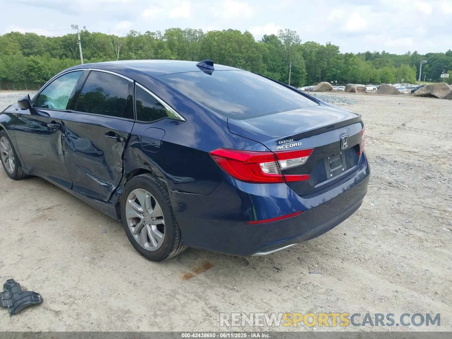 3 Фотография поврежденного автомобиля 1HGCV1F18LA056188 HONDA ACCORD 2020