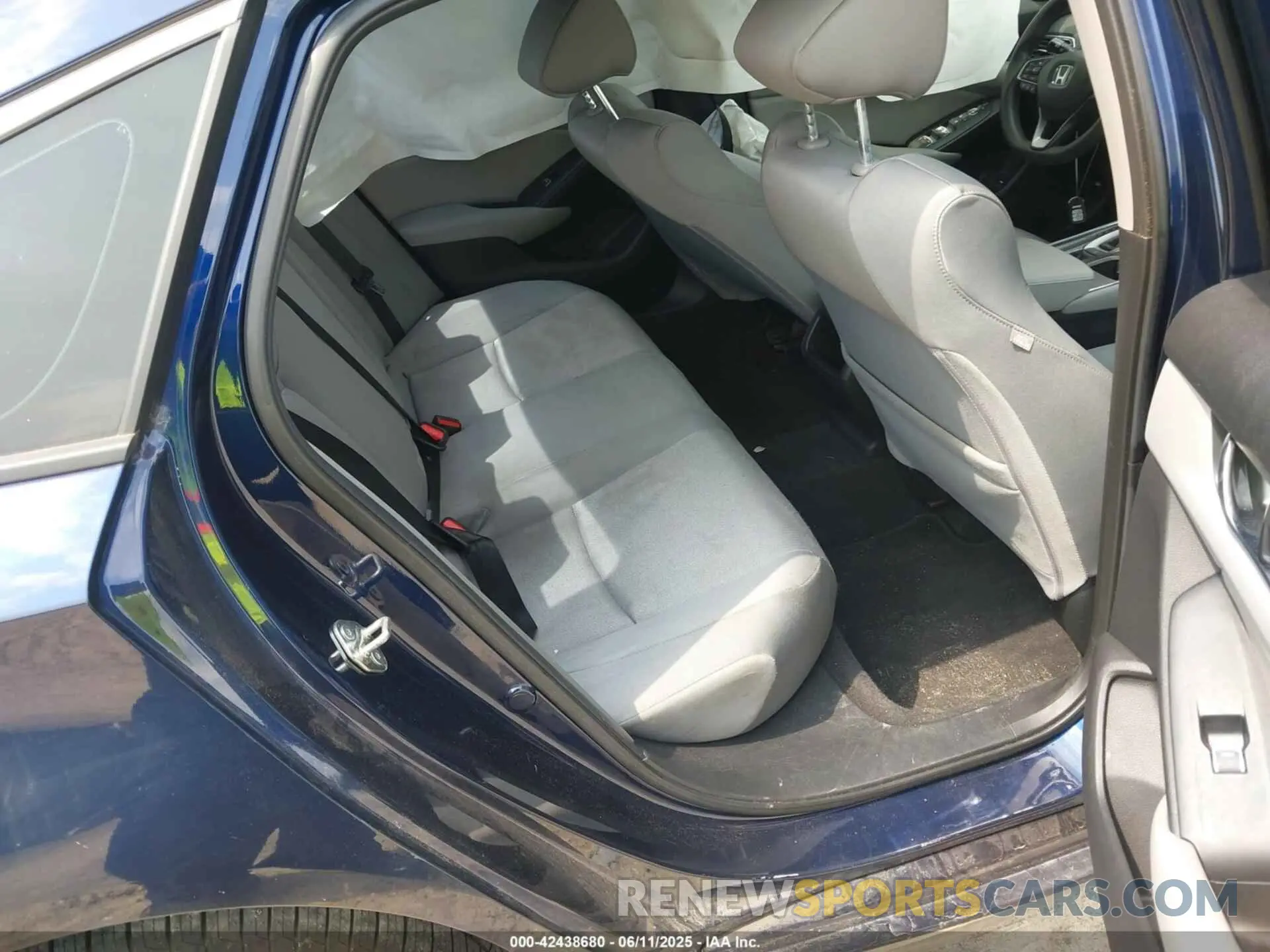 8 Фотография поврежденного автомобиля 1HGCV1F18LA056188 HONDA ACCORD 2020