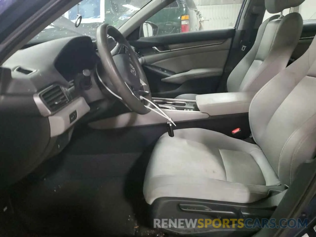 7 Photograph of a damaged car 1HGCV1F18LA083682 HONDA ACCORD 2020
