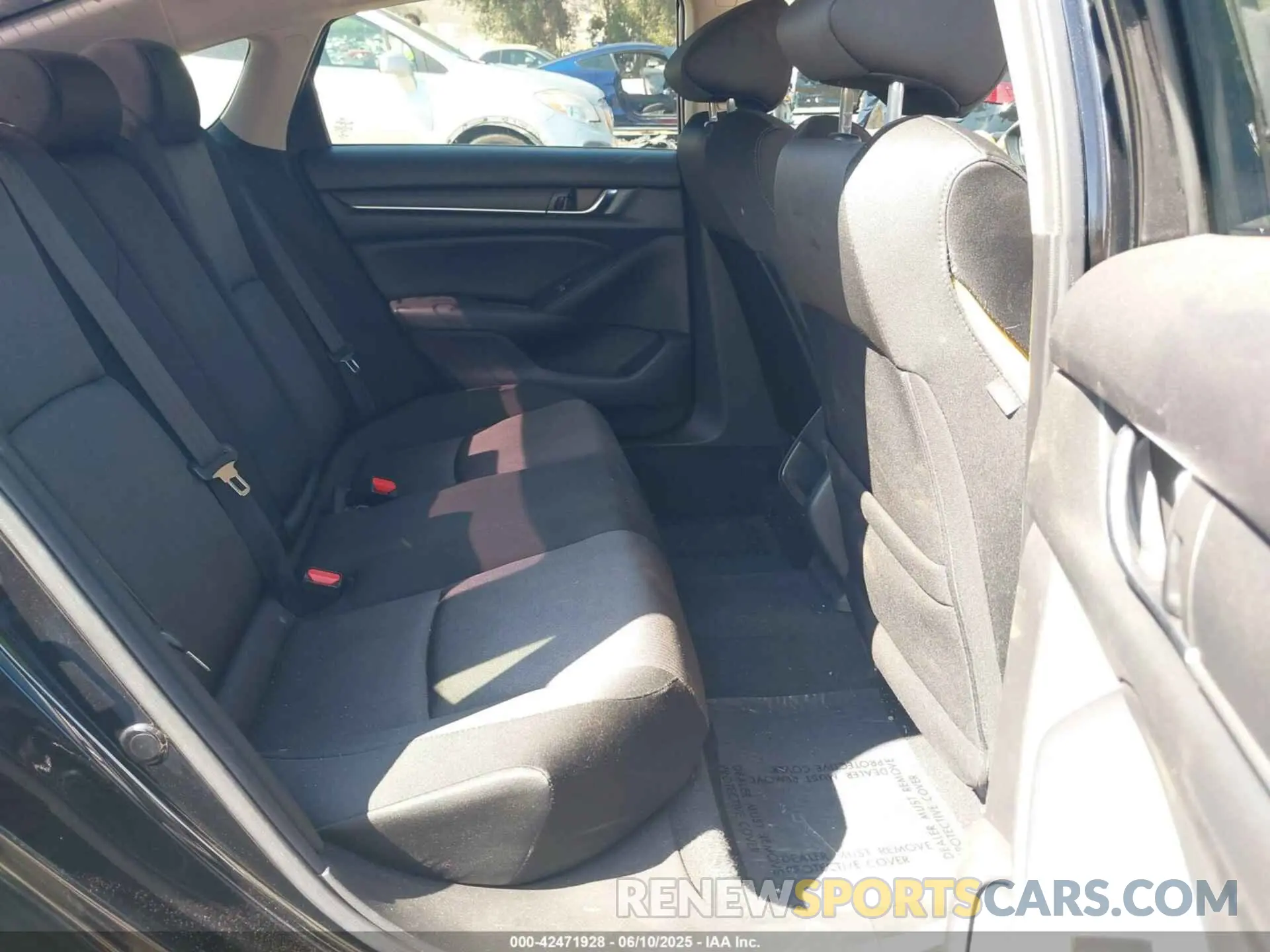 8 Photograph of a damaged car 1HGCV1F18LA094729 HONDA ACCORD 2020