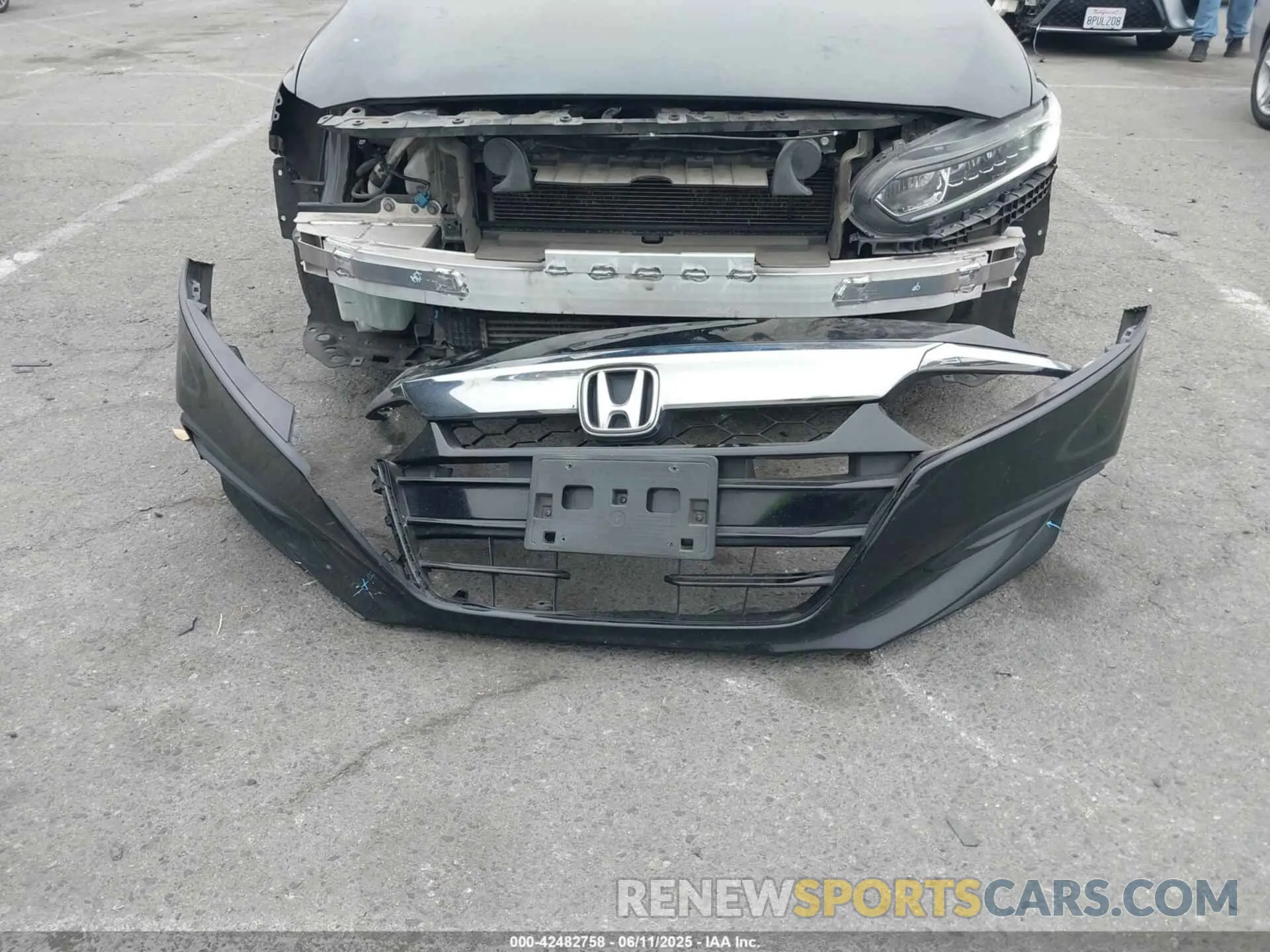 12 Photograph of a damaged car 1HGCV1F18LA101310 HONDA ACCORD 2020