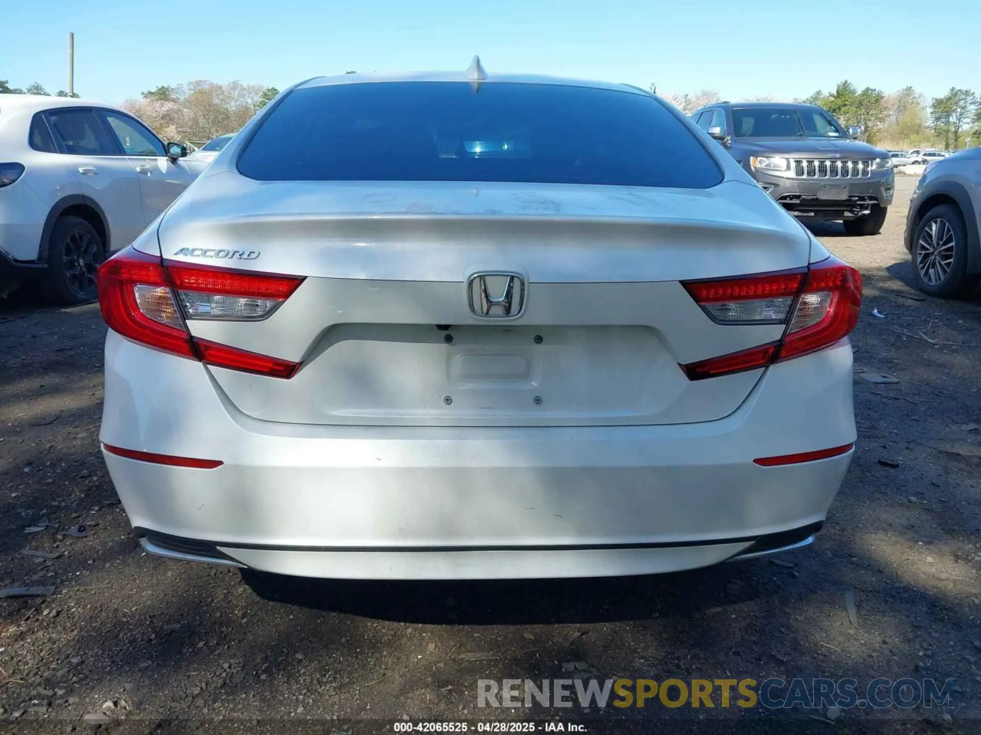 17 Photograph of a damaged car 1HGCV1F19LA039593 HONDA ACCORD 2020