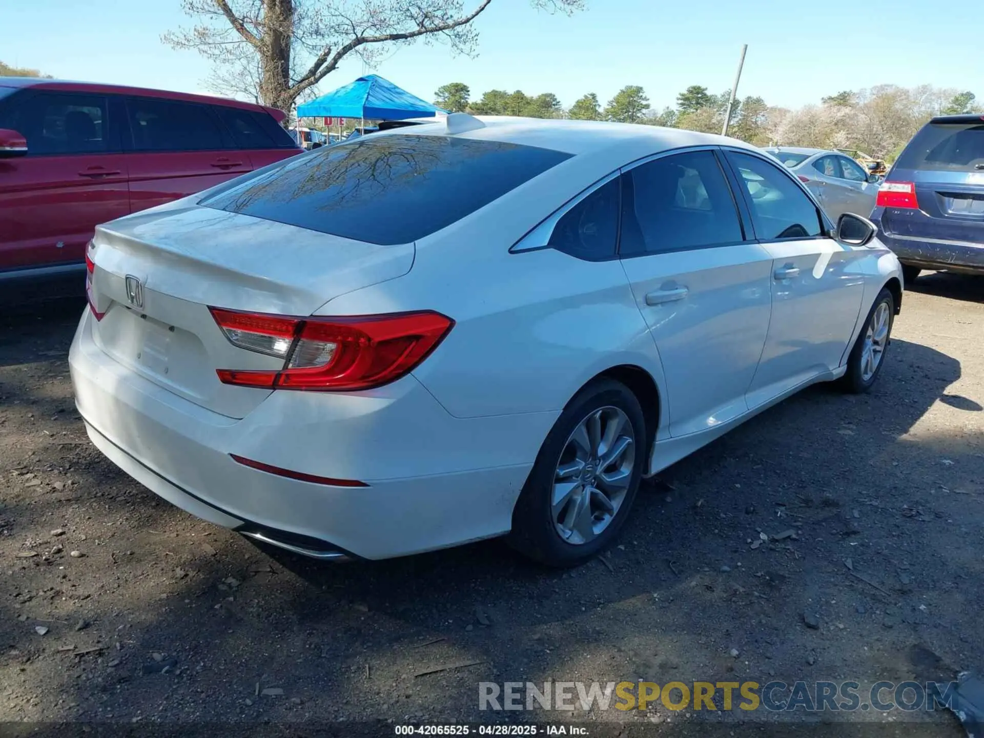 4 Photograph of a damaged car 1HGCV1F19LA039593 HONDA ACCORD 2020