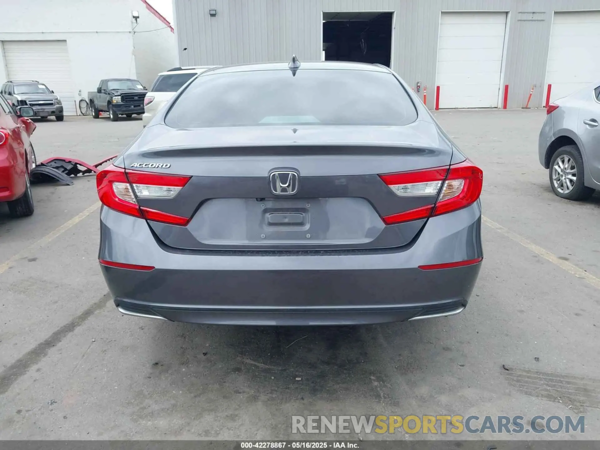 16 Photograph of a damaged car 1HGCV1F19LA082766 HONDA ACCORD 2020