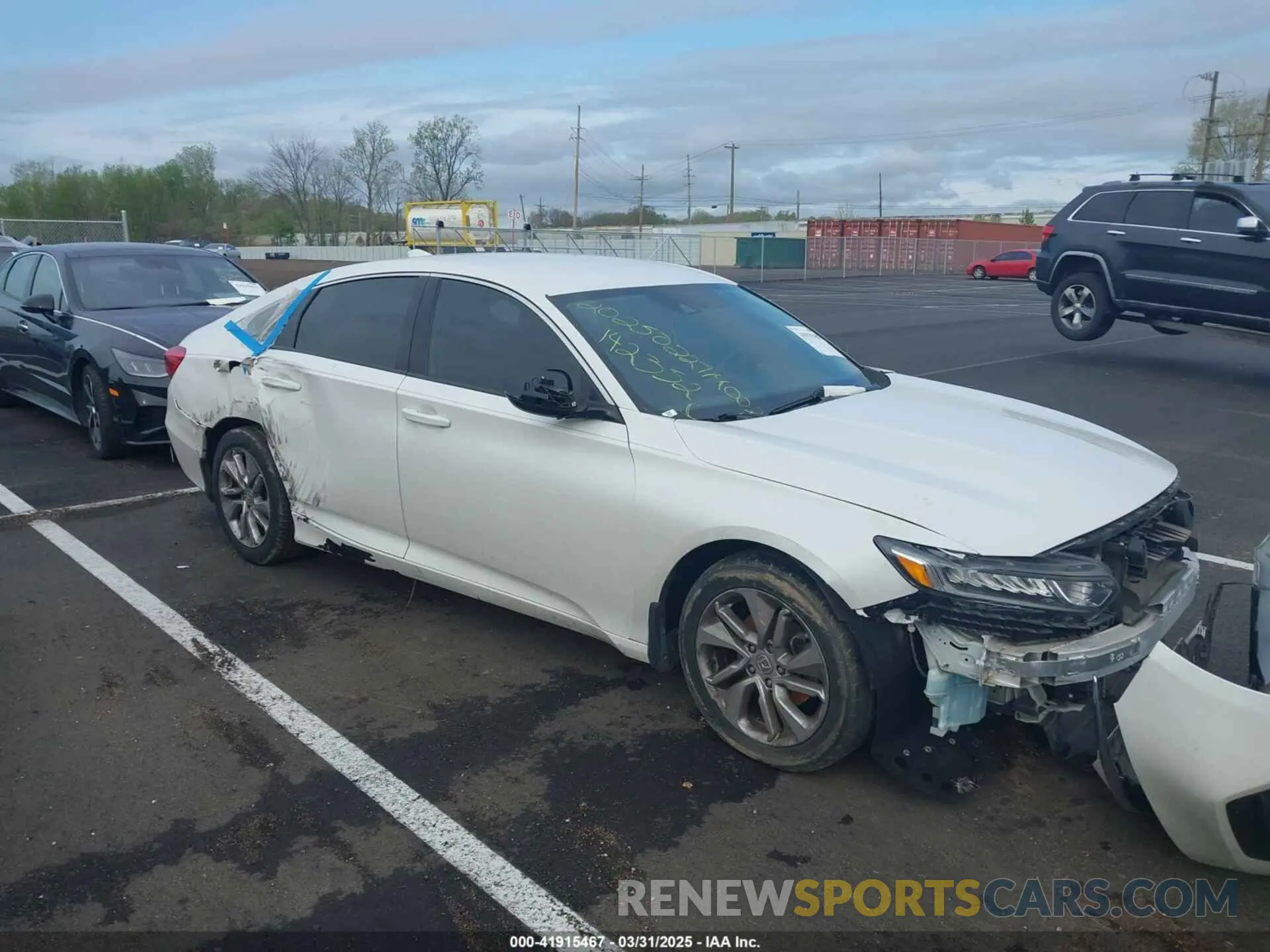 1 Фотография поврежденного автомобиля 1HGCV1F19LA142352 HONDA ACCORD 2020