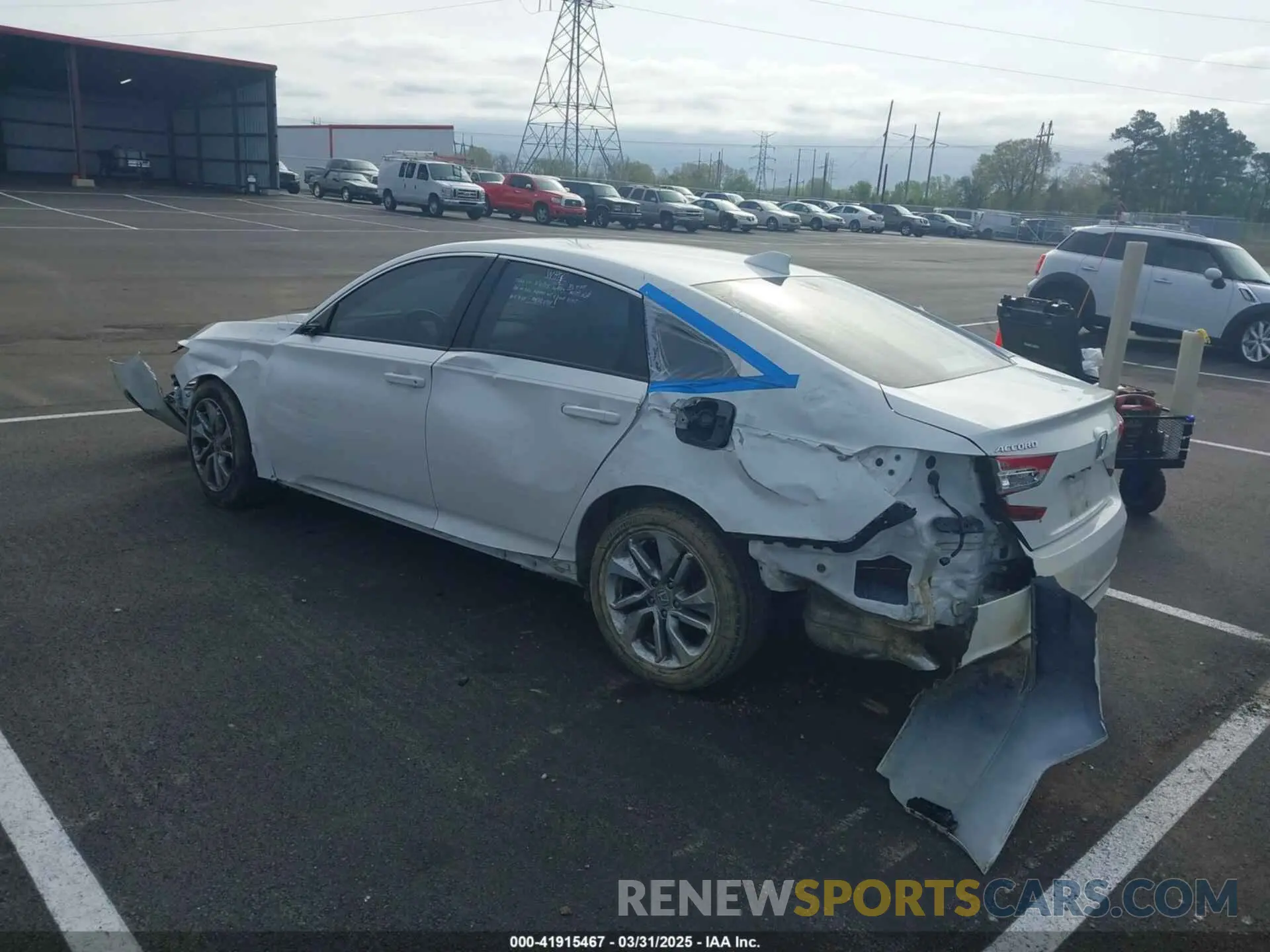 3 Фотография поврежденного автомобиля 1HGCV1F19LA142352 HONDA ACCORD 2020