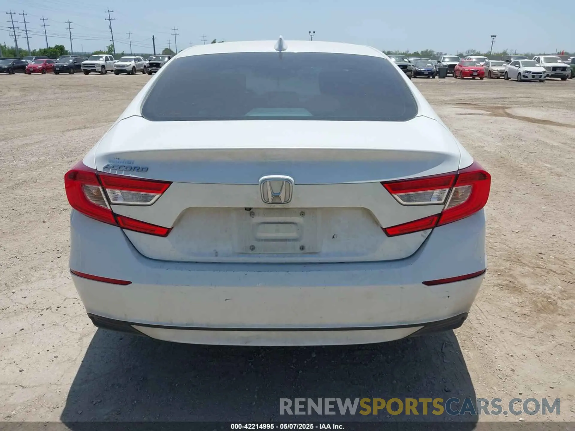 16 Photograph of a damaged car 1HGCV1F1XLA111482 HONDA ACCORD 2020