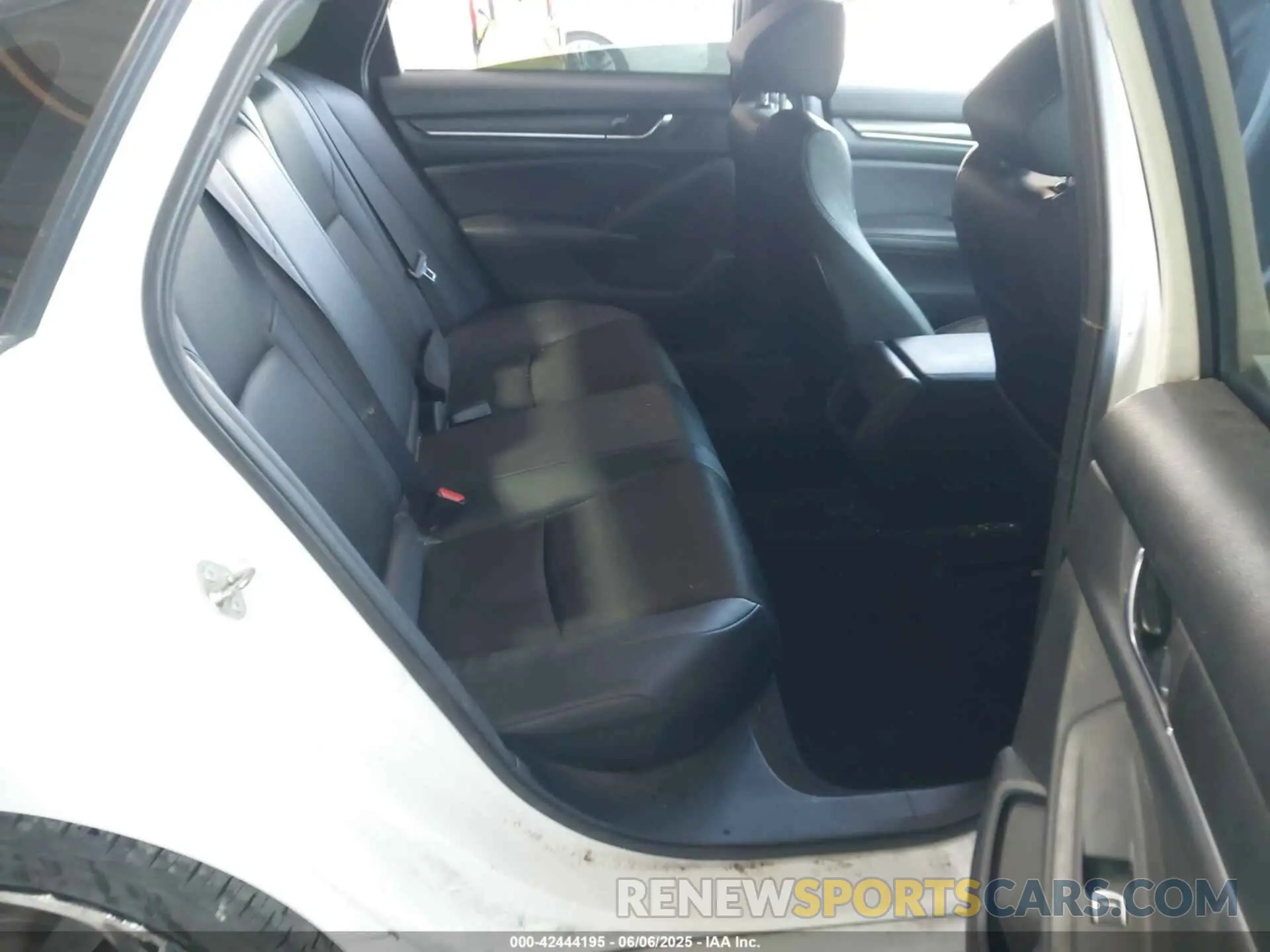 8 Photograph of a damaged car 1HGCV1F31LA056535 HONDA ACCORD 2020