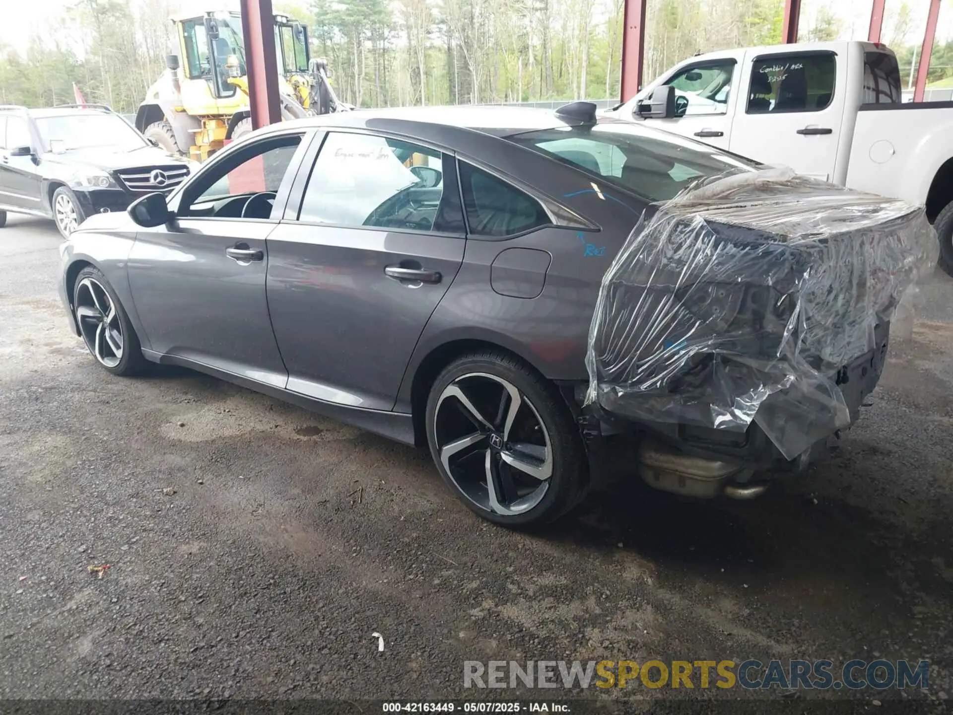 3 Photograph of a damaged car 1HGCV1F31LA098087 HONDA ACCORD 2020