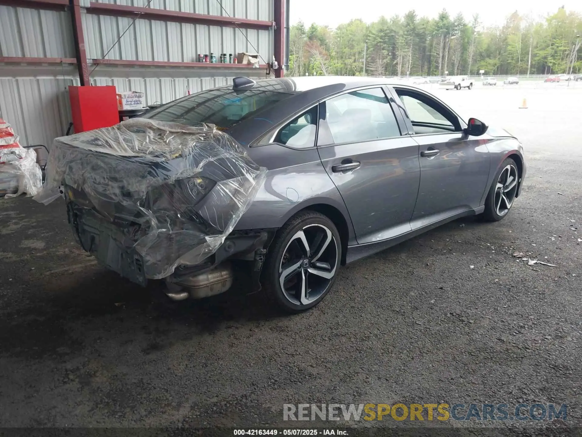 4 Photograph of a damaged car 1HGCV1F31LA098087 HONDA ACCORD 2020