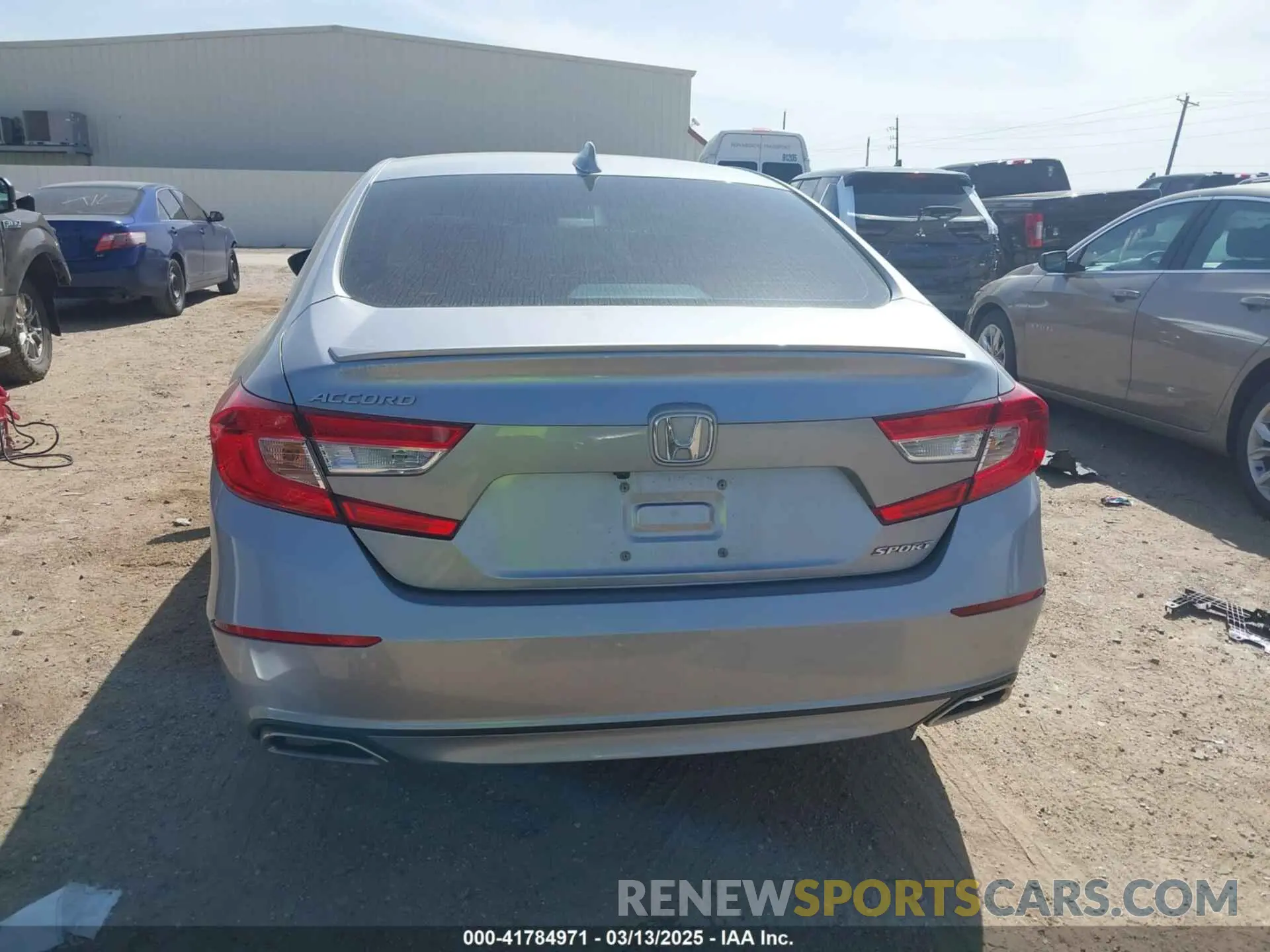 17 Фотография поврежденного автомобиля 1HGCV1F31LA132738 HONDA ACCORD 2020