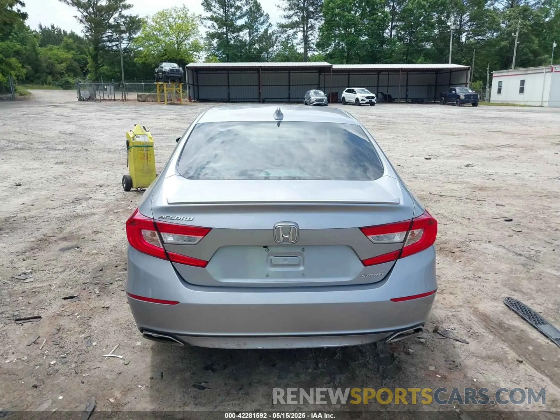 16 Фотография поврежденного автомобиля 1HGCV1F31LA135235 HONDA ACCORD 2020