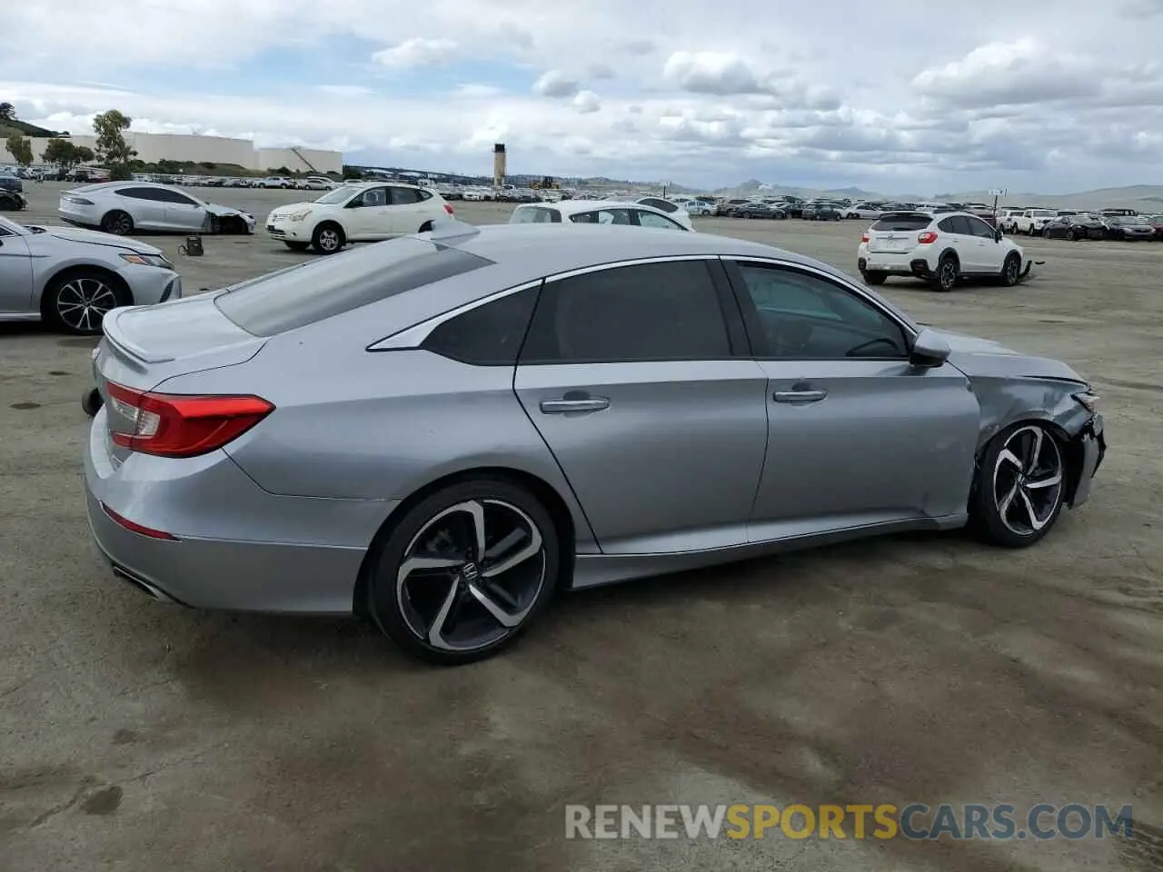 3 Фотография поврежденного автомобиля 1HGCV1F32LA020661 HONDA ACCORD 2020