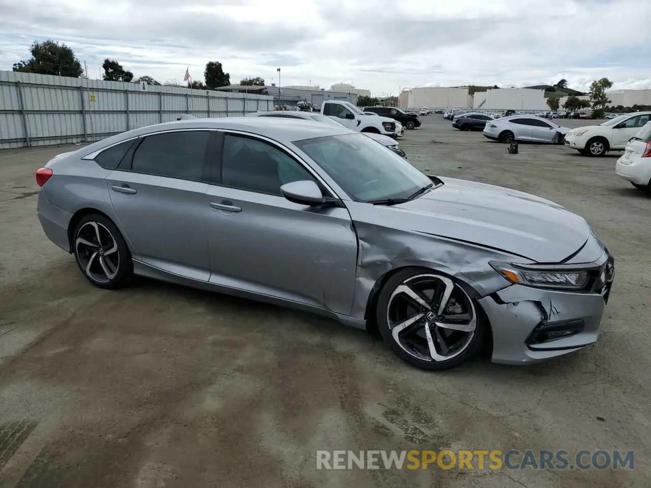 4 Фотография поврежденного автомобиля 1HGCV1F32LA020661 HONDA ACCORD 2020