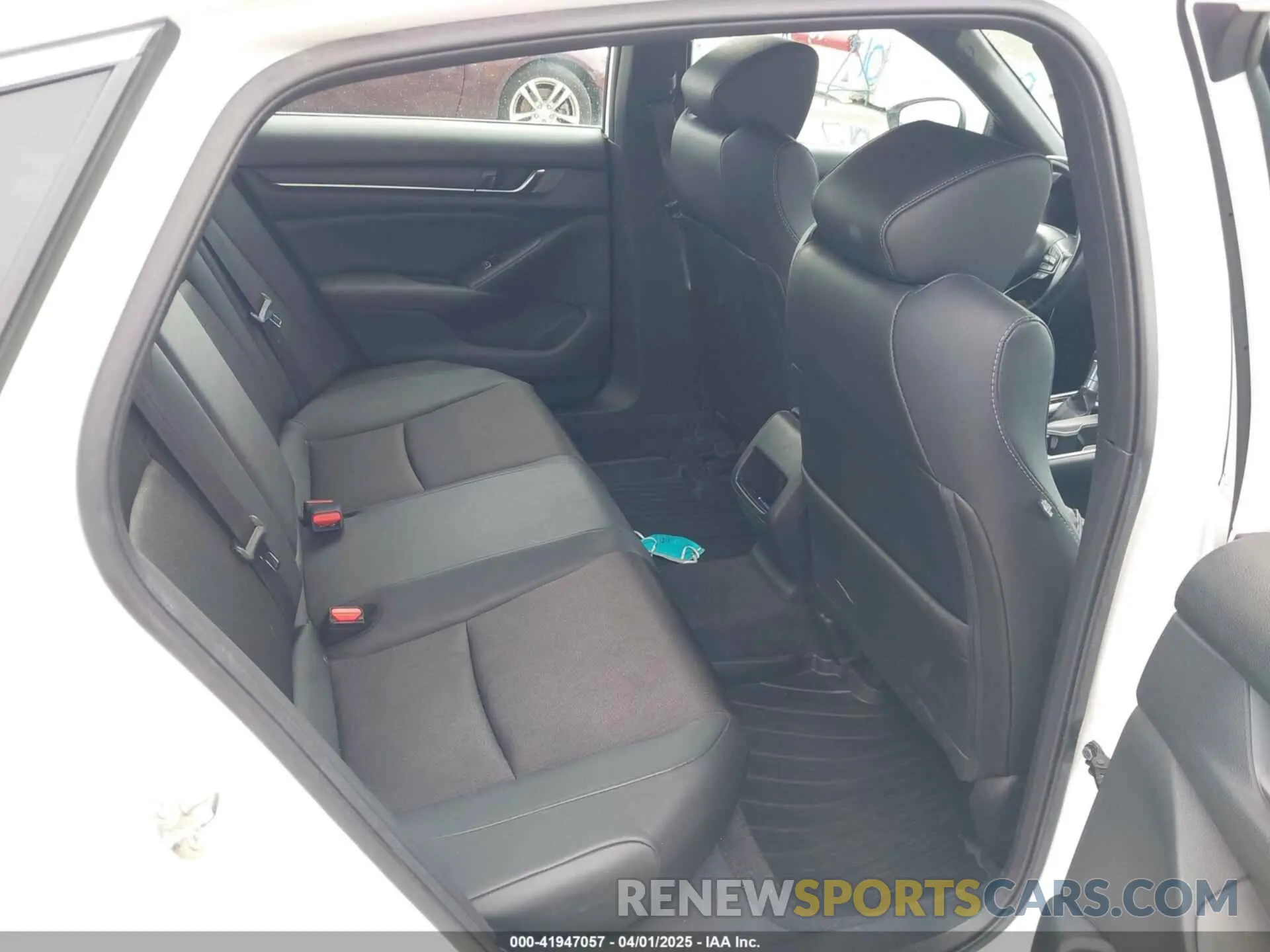 8 Фотография поврежденного автомобиля 1HGCV1F32LA030557 HONDA ACCORD 2020