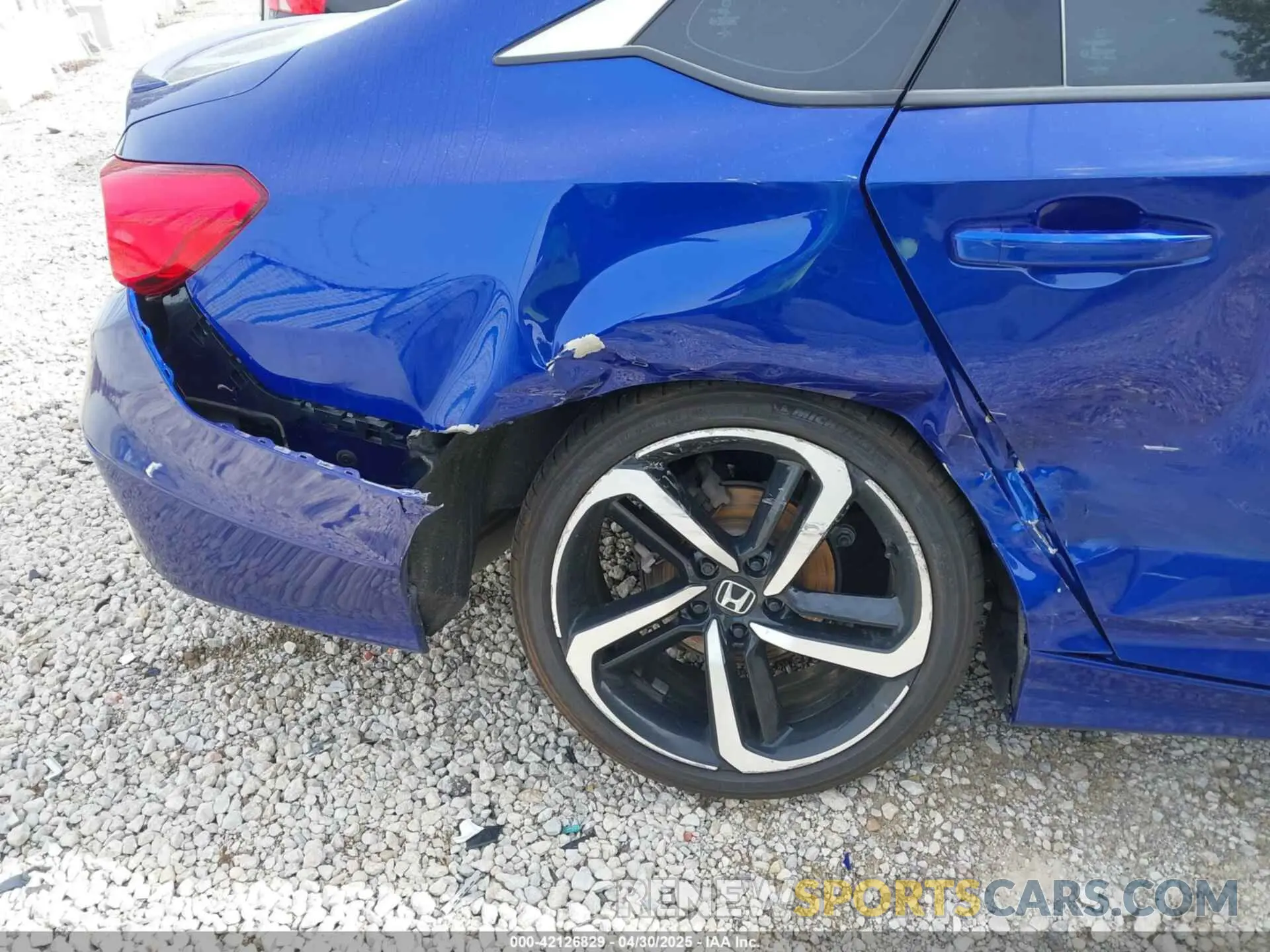 6 Фотография поврежденного автомобиля 1HGCV1F32LA032972 HONDA ACCORD 2020