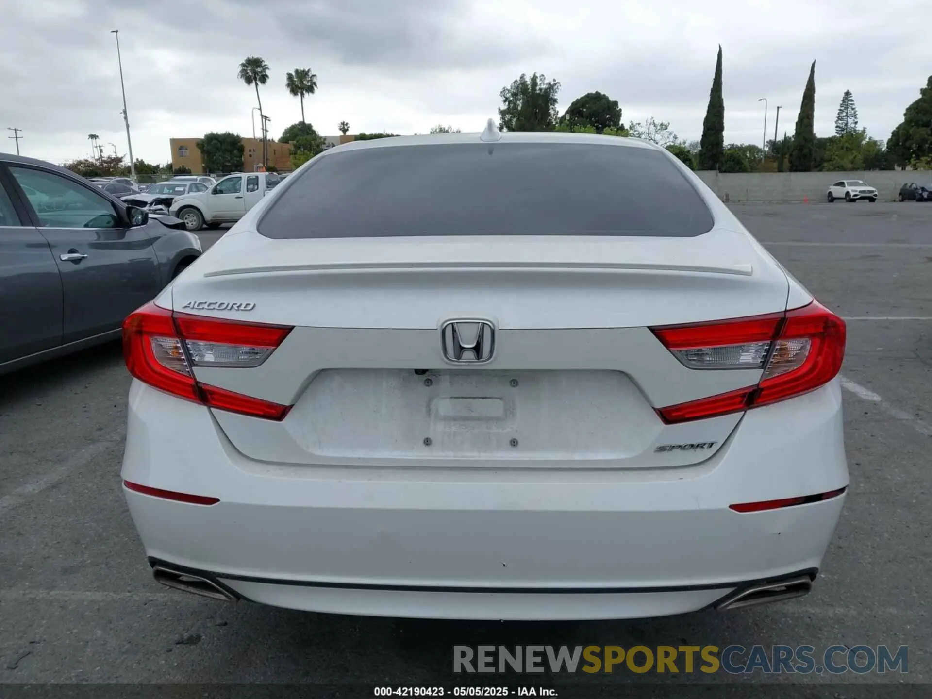 16 Photograph of a damaged car 1HGCV1F32LA074025 HONDA ACCORD 2020