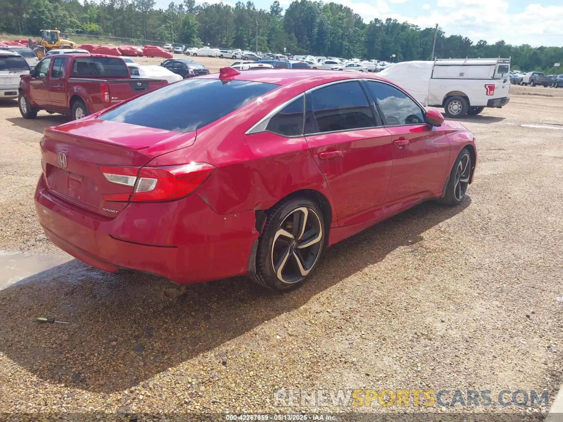 4 Photograph of a damaged car 1HGCV1F32LA136295 HONDA ACCORD 2020