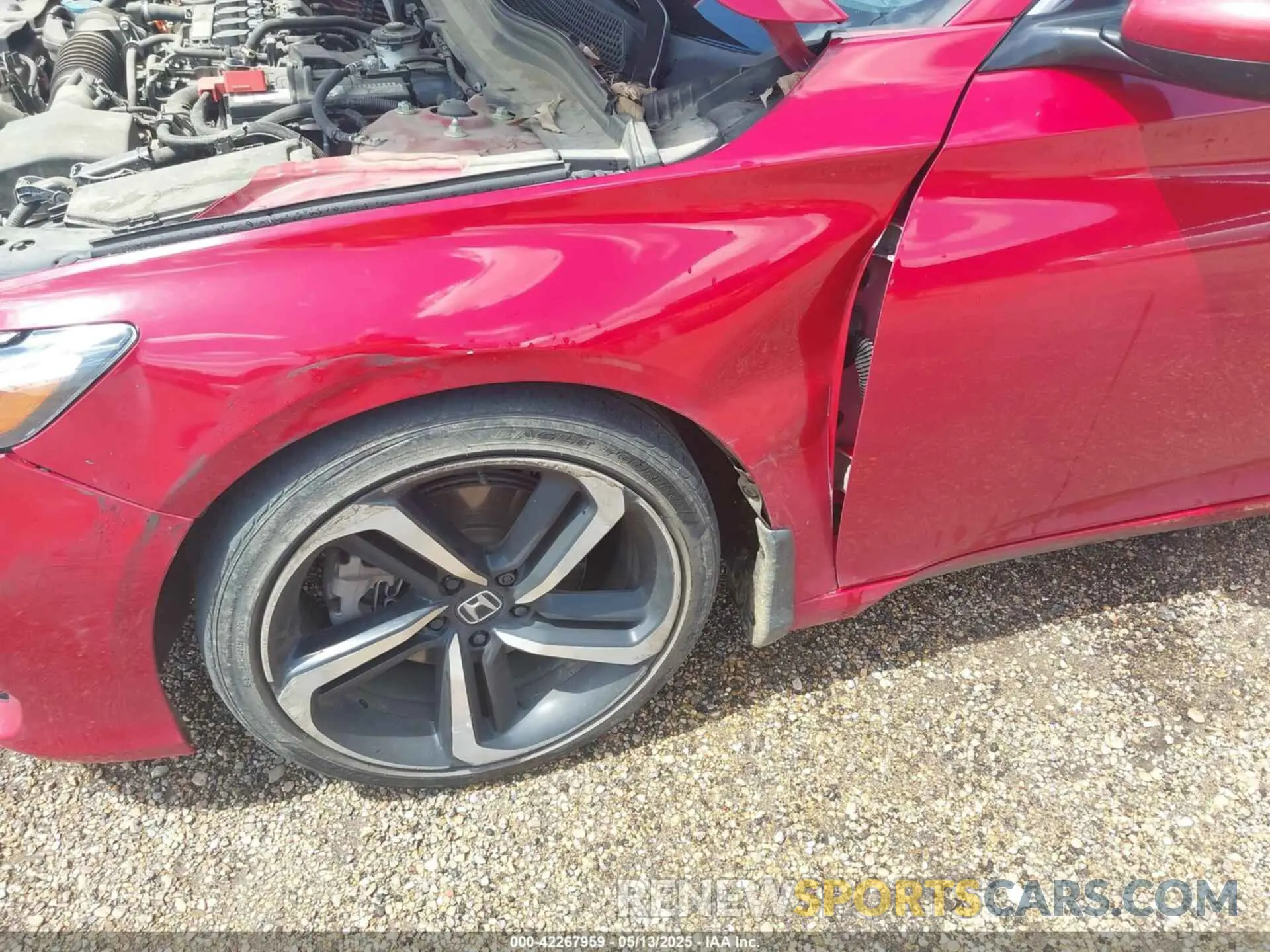 6 Photograph of a damaged car 1HGCV1F32LA136295 HONDA ACCORD 2020