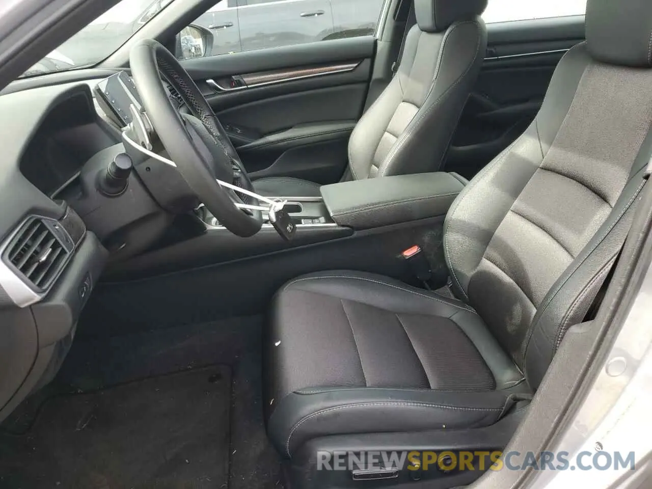 7 Фотография поврежденного автомобиля 1HGCV1F32LA144624 HONDA ACCORD 2020