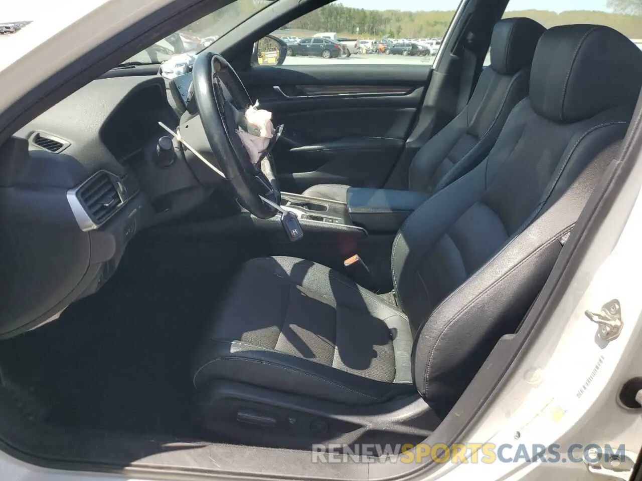 7 Photograph of a damaged car 1HGCV1F33LA003643 HONDA ACCORD 2020