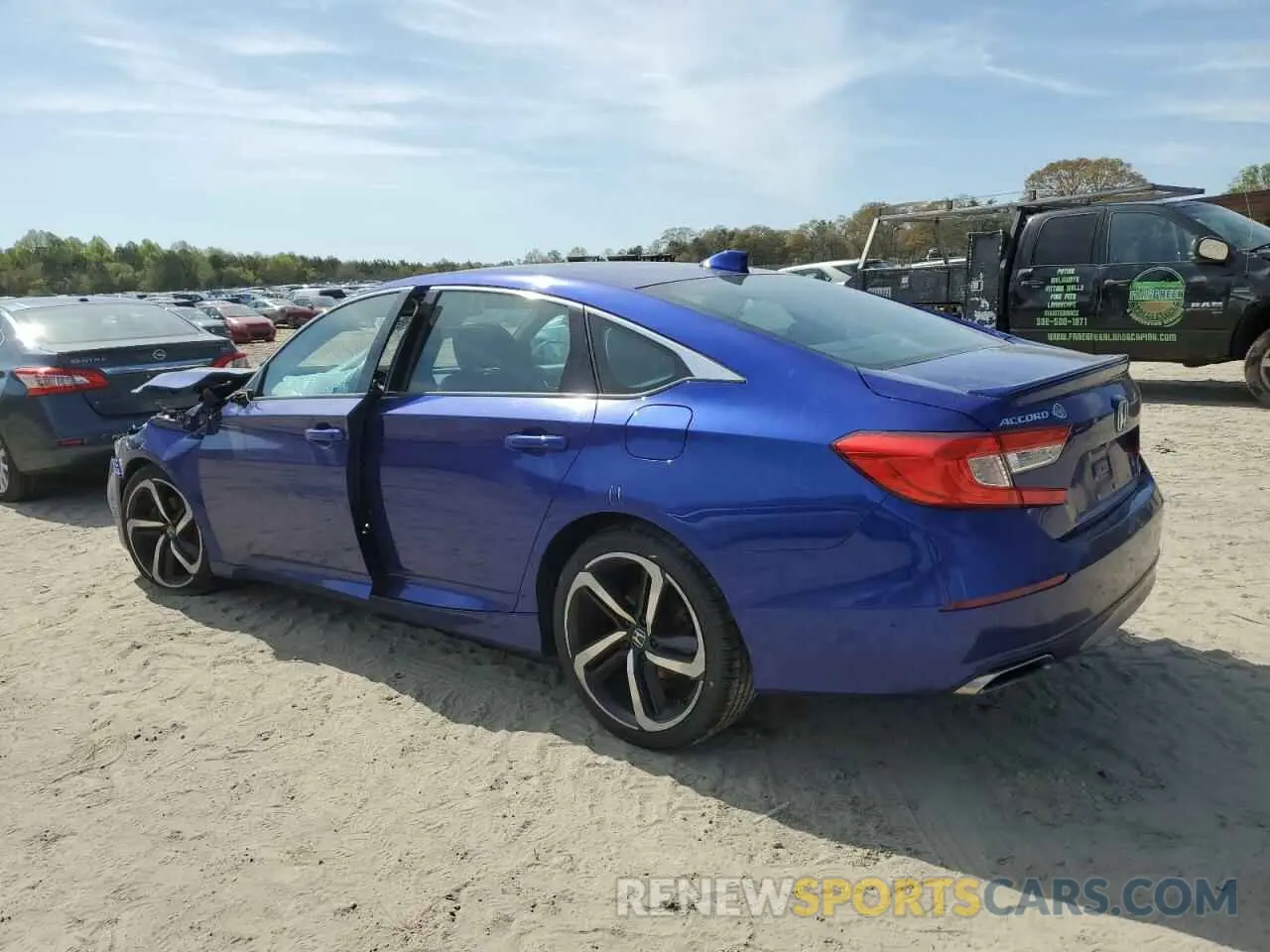 2 Фотография поврежденного автомобиля 1HGCV1F33LA015694 HONDA ACCORD 2020