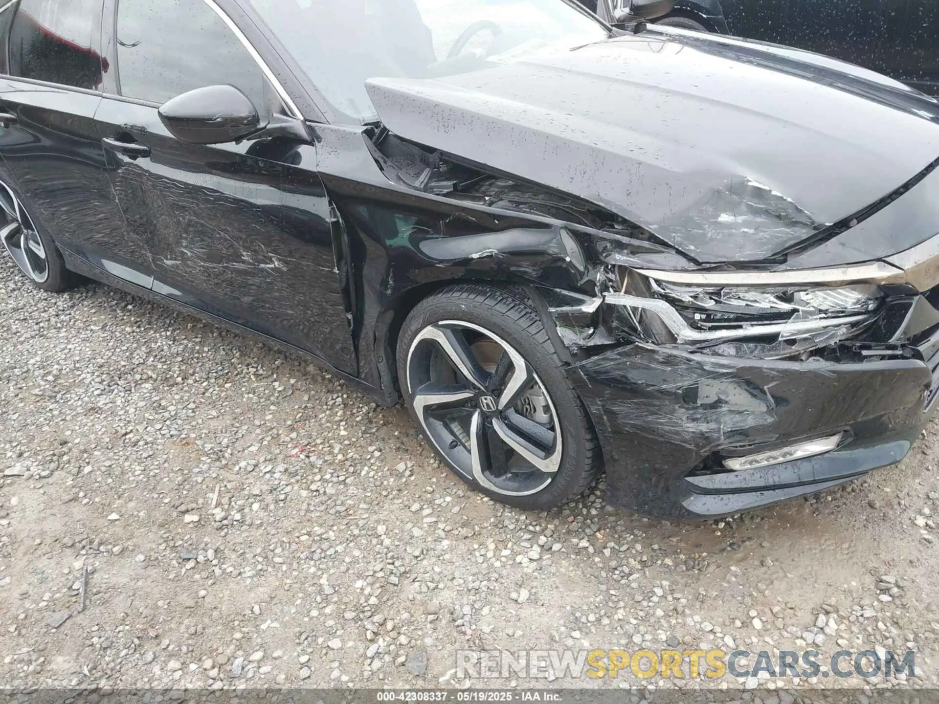 6 Photograph of a damaged car 1HGCV1F33LA042023 HONDA ACCORD 2020