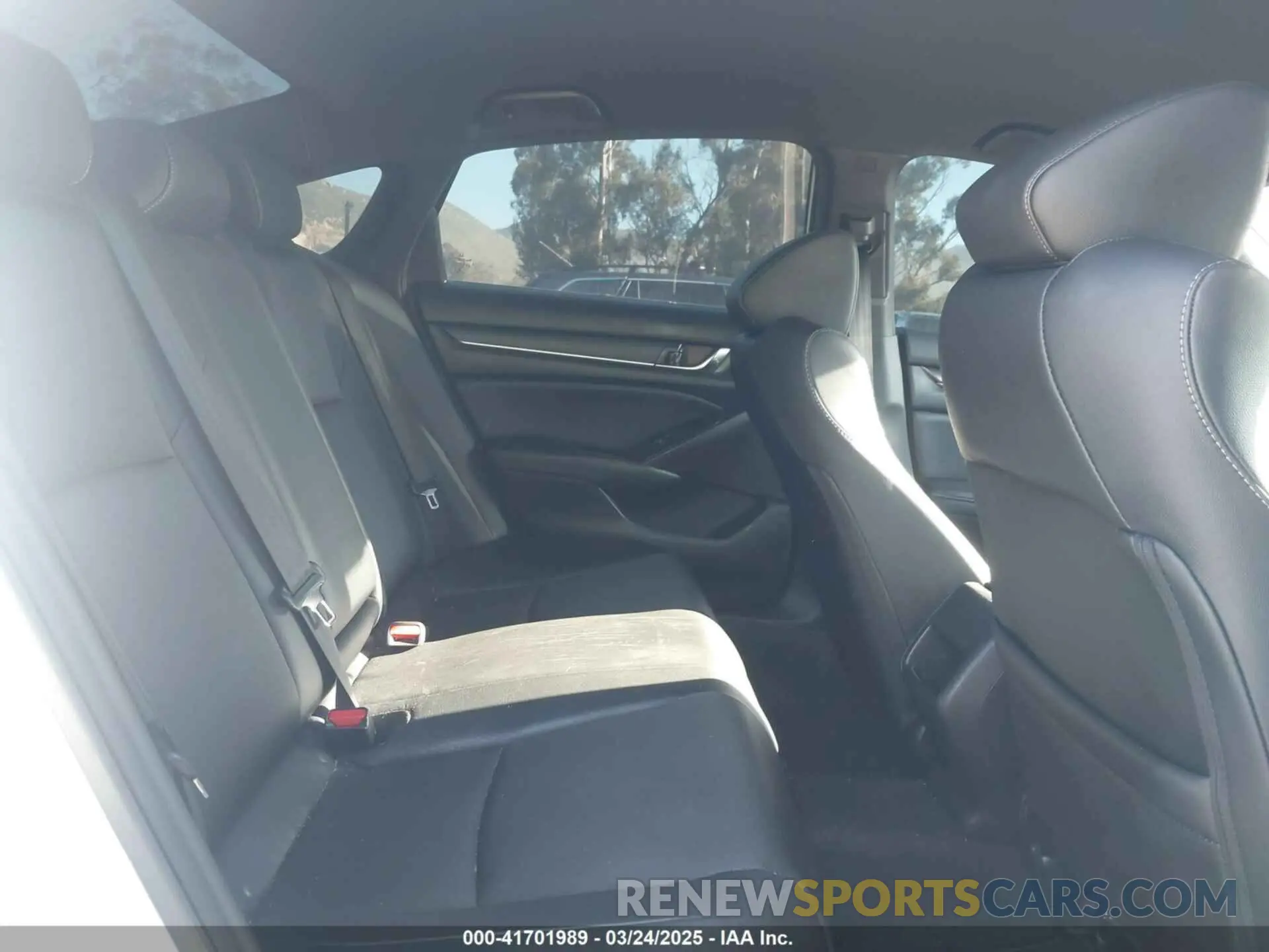 8 Фотография поврежденного автомобиля 1HGCV1F33LA074079 HONDA ACCORD 2020