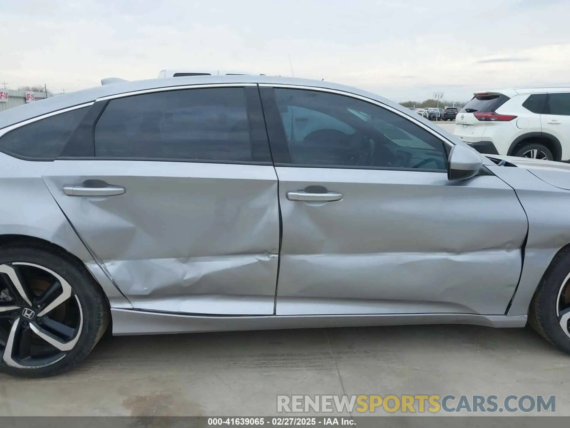 12 Фотография поврежденного автомобиля 1HGCV1F33LA101670 HONDA ACCORD 2020