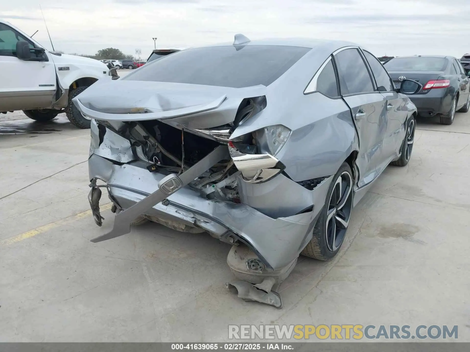 4 Фотография поврежденного автомобиля 1HGCV1F33LA101670 HONDA ACCORD 2020