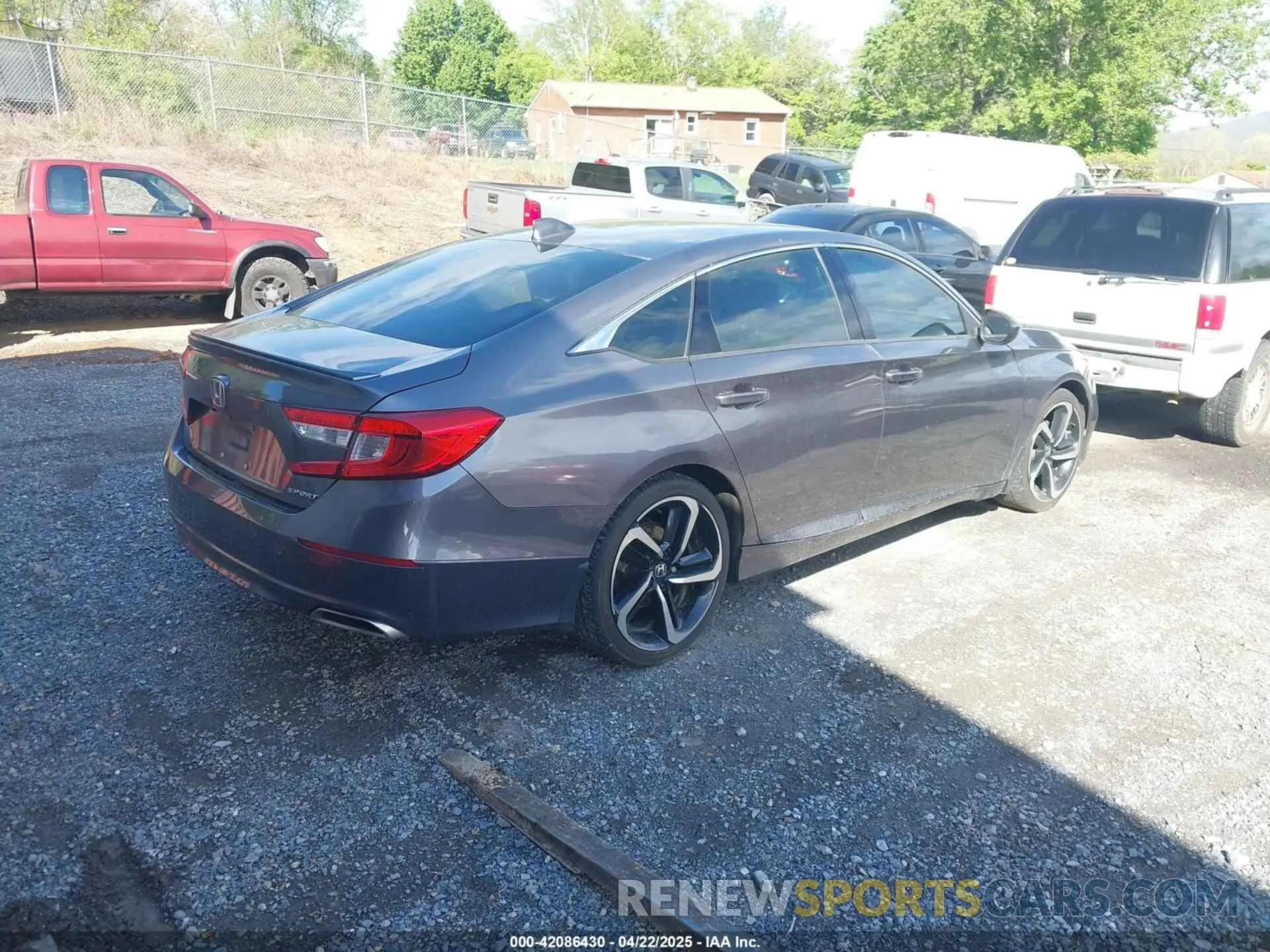 4 Фотография поврежденного автомобиля 1HGCV1F33LA137150 HONDA ACCORD 2020