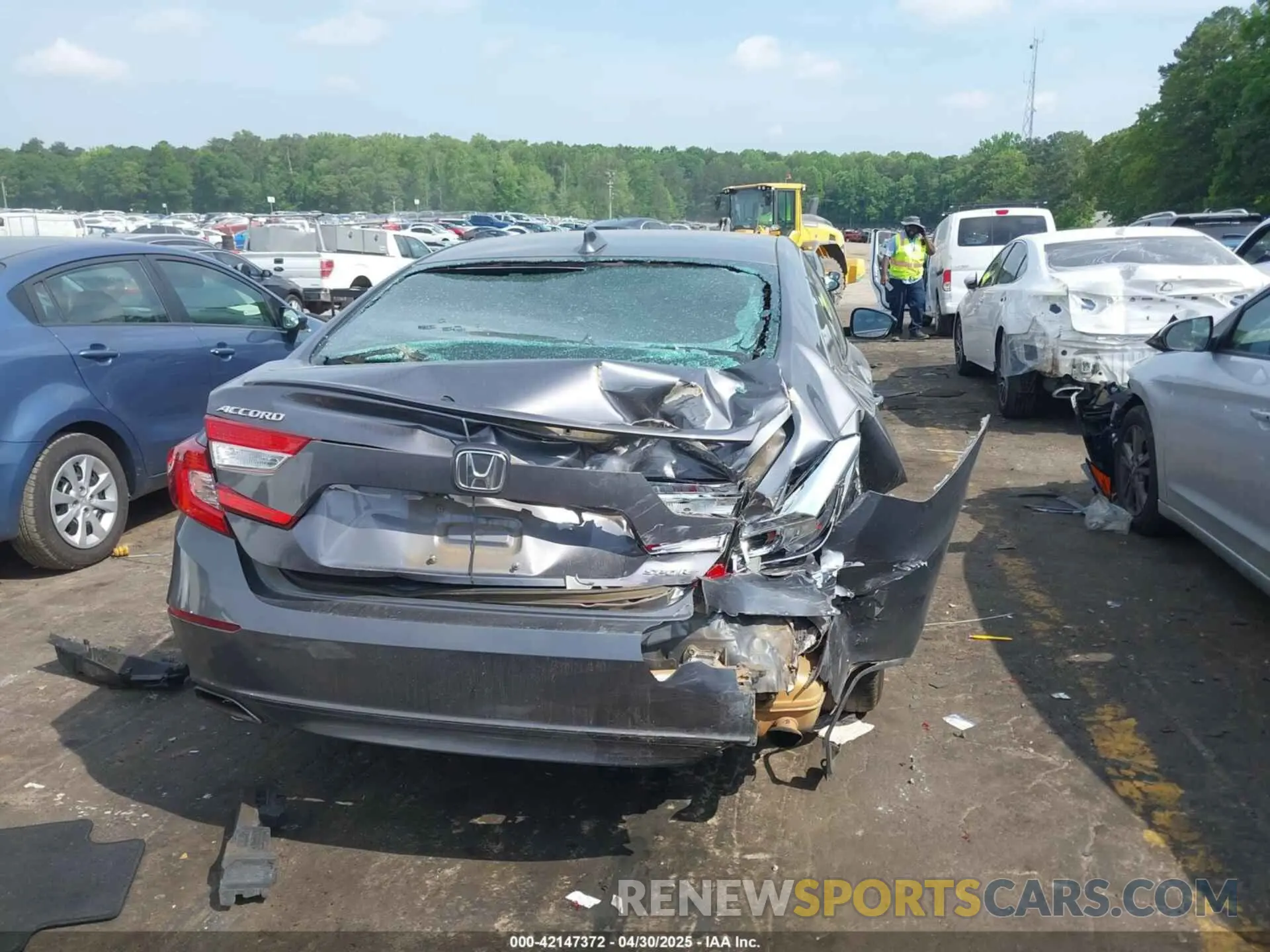15 Photograph of a damaged car 1HGCV1F35LA072088 HONDA ACCORD 2020