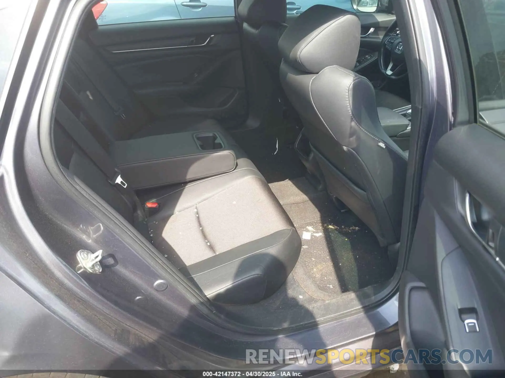 8 Photograph of a damaged car 1HGCV1F35LA072088 HONDA ACCORD 2020